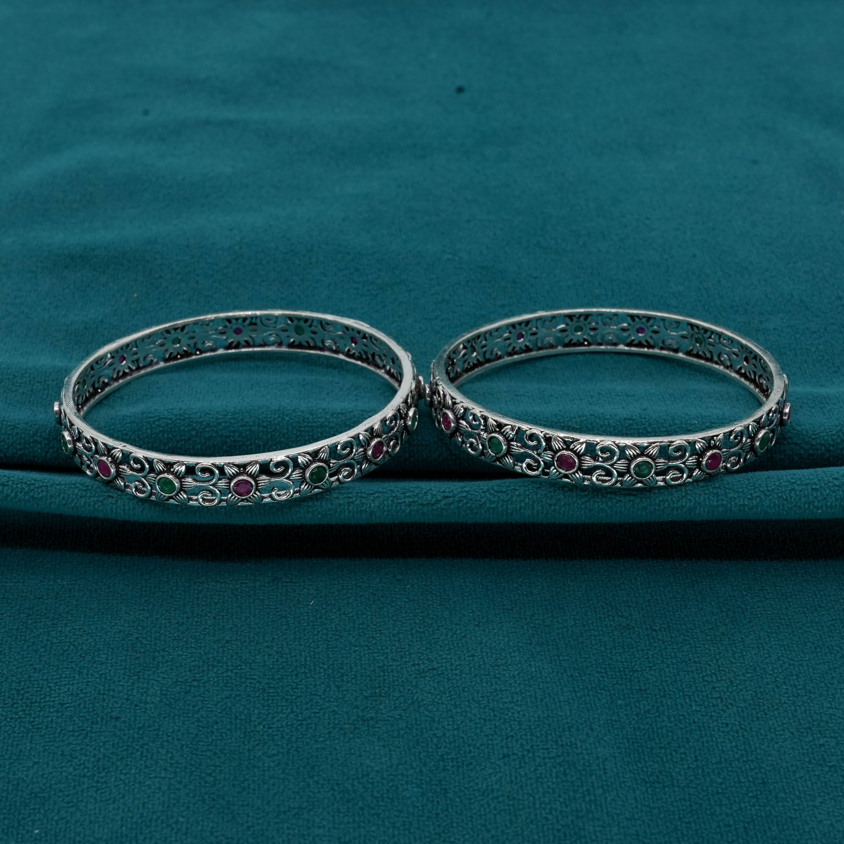 Ved Jewellers - Silver Stone Bangles