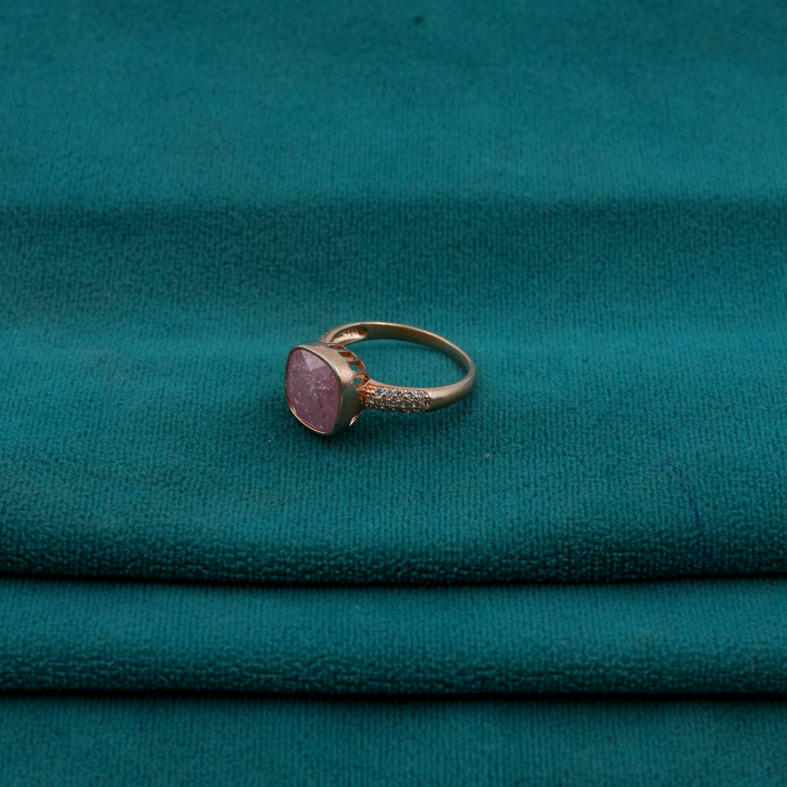 Ved Jewellers - Mother of Pearl Ring