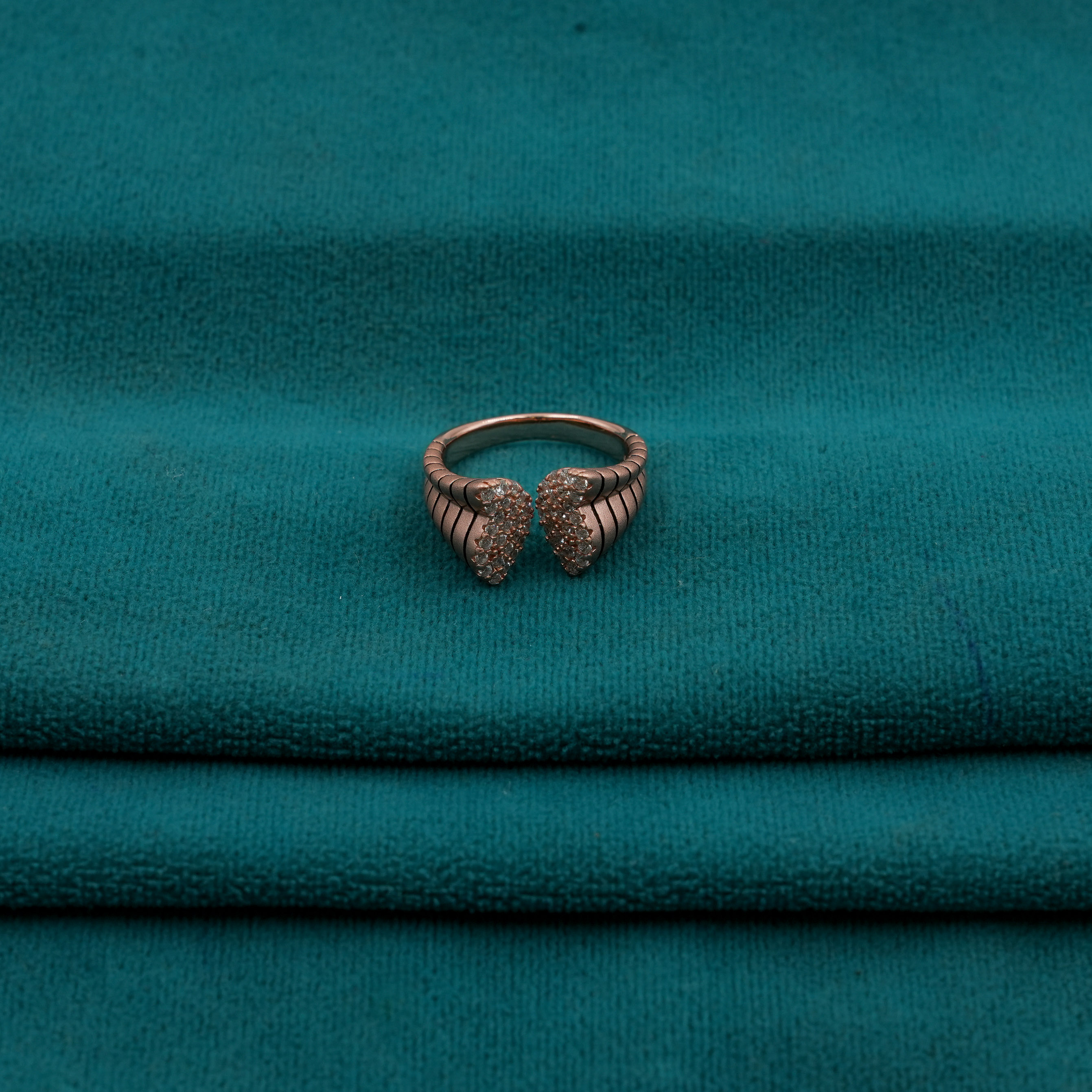 Ved Jewellers - Mother of Pearl Ring