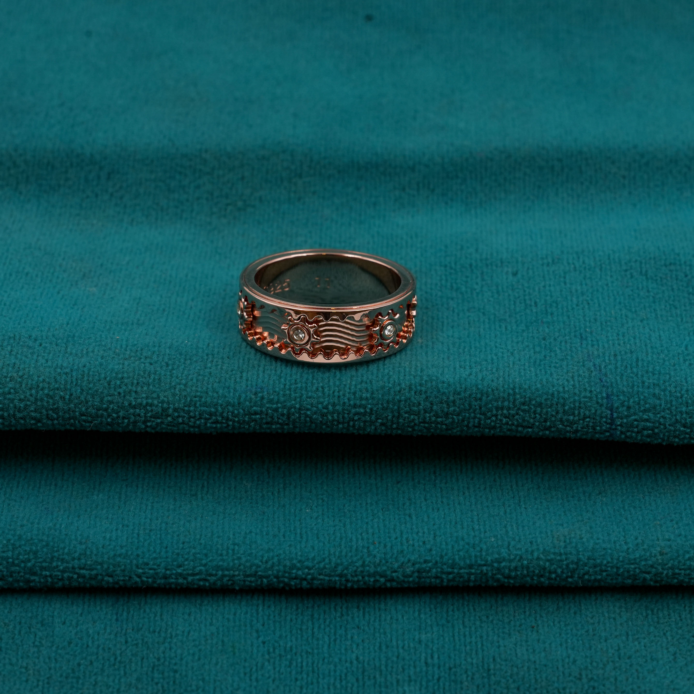 Ved Jewellers - Steampunk Gear Ring
