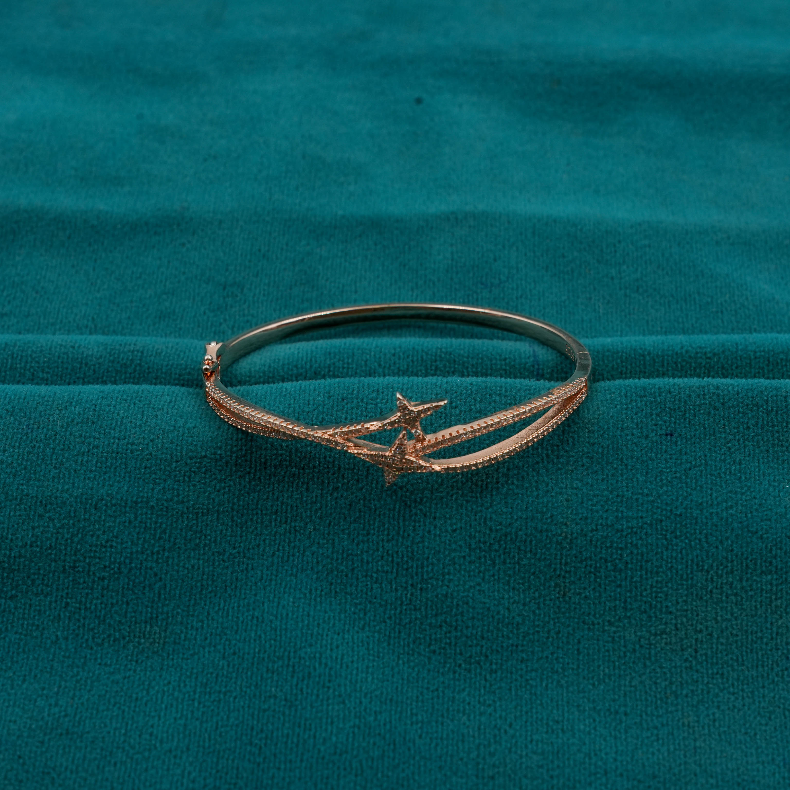 Ved Jewellers - Diamond Cocktail Ring