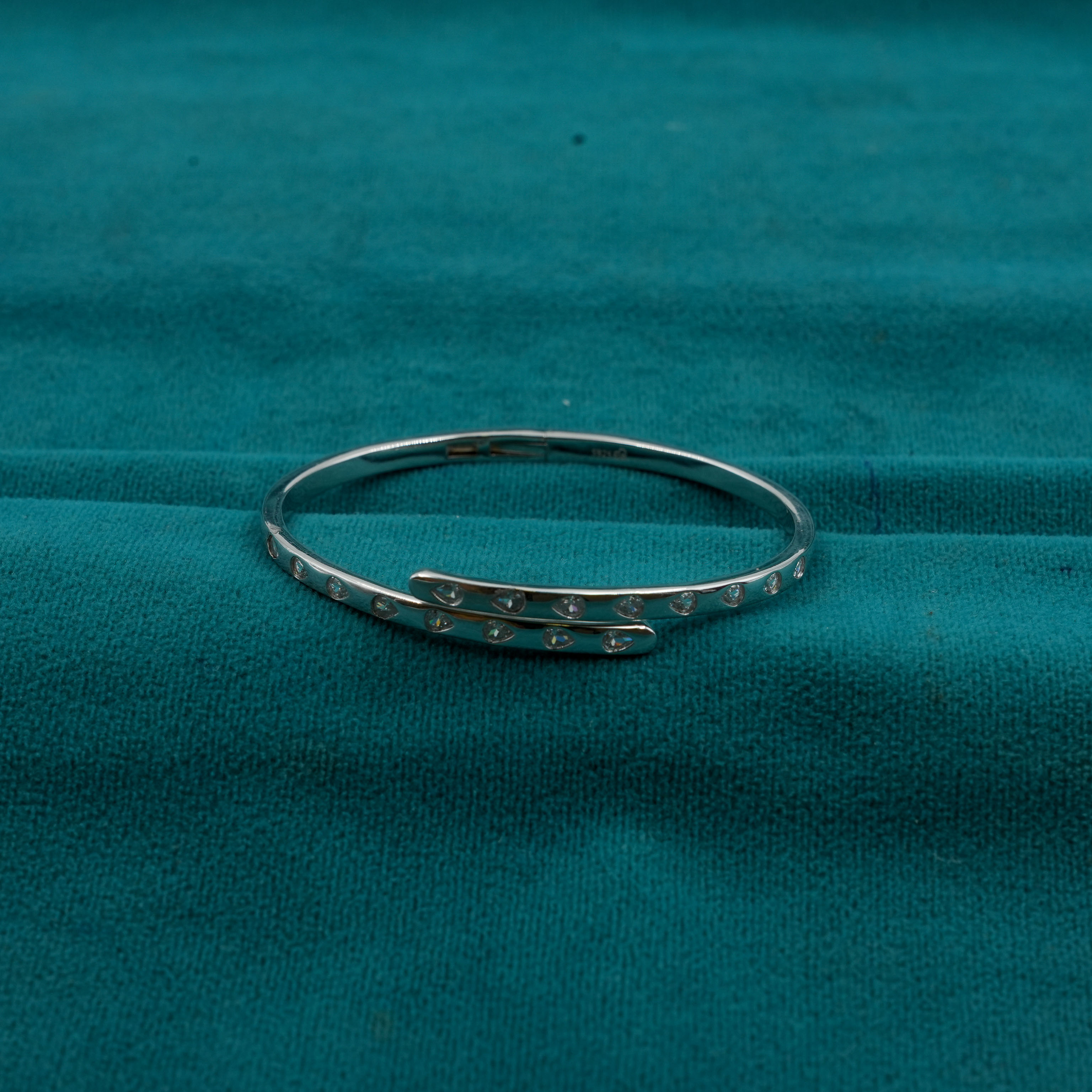 Ved Jewellers - CZ Arrow Kada