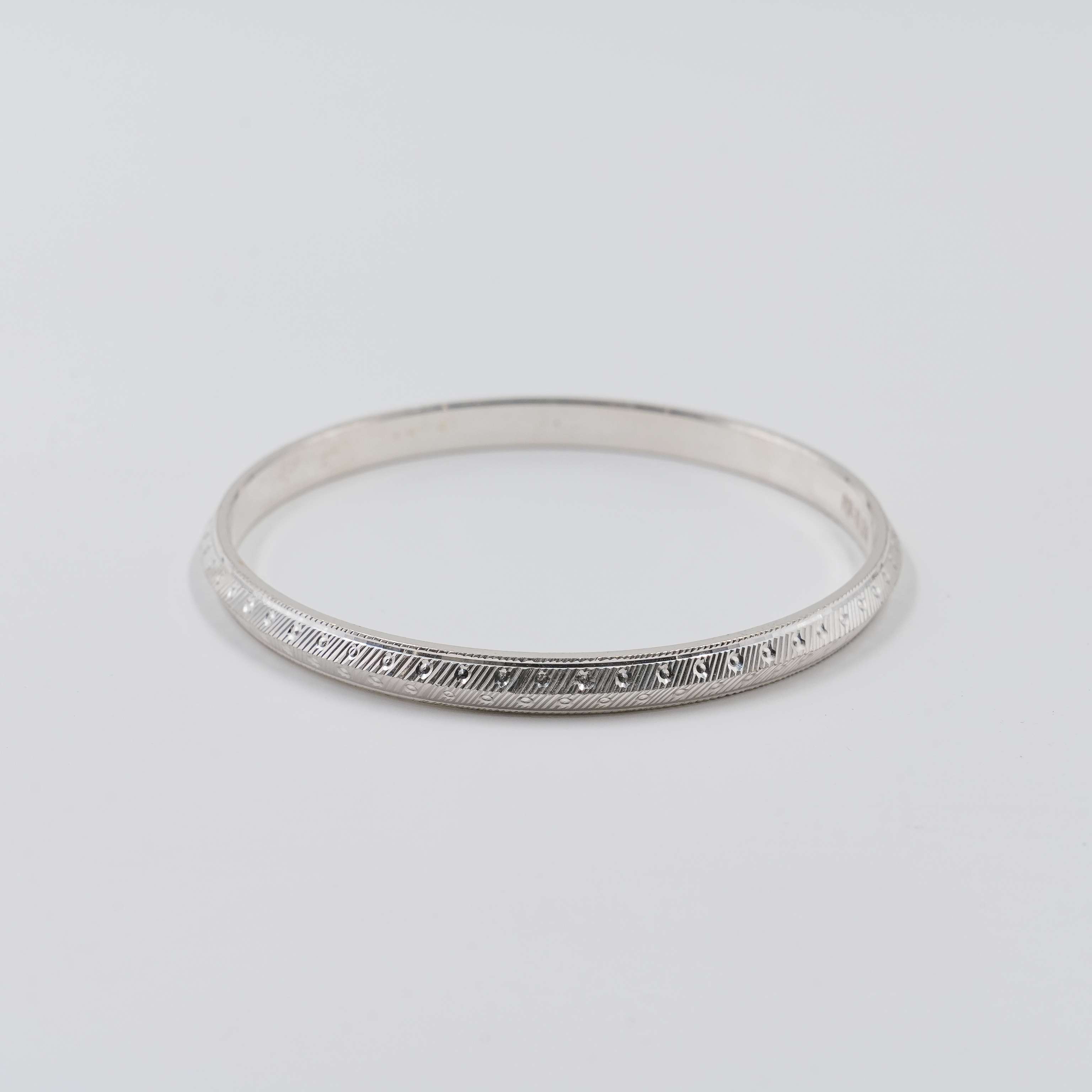 Silver Engraved Kada