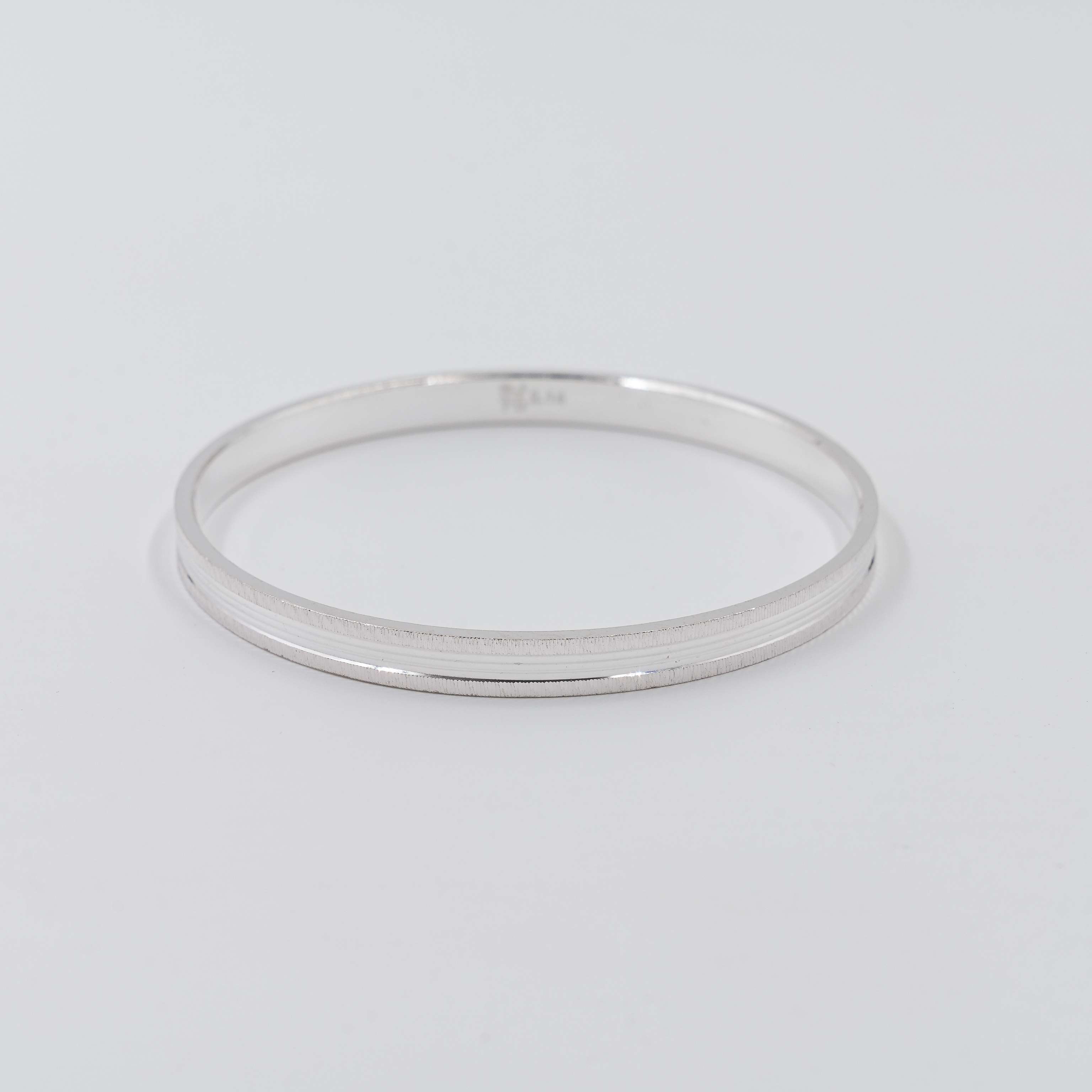 Ved Jewellers - Silver Textured Bangle