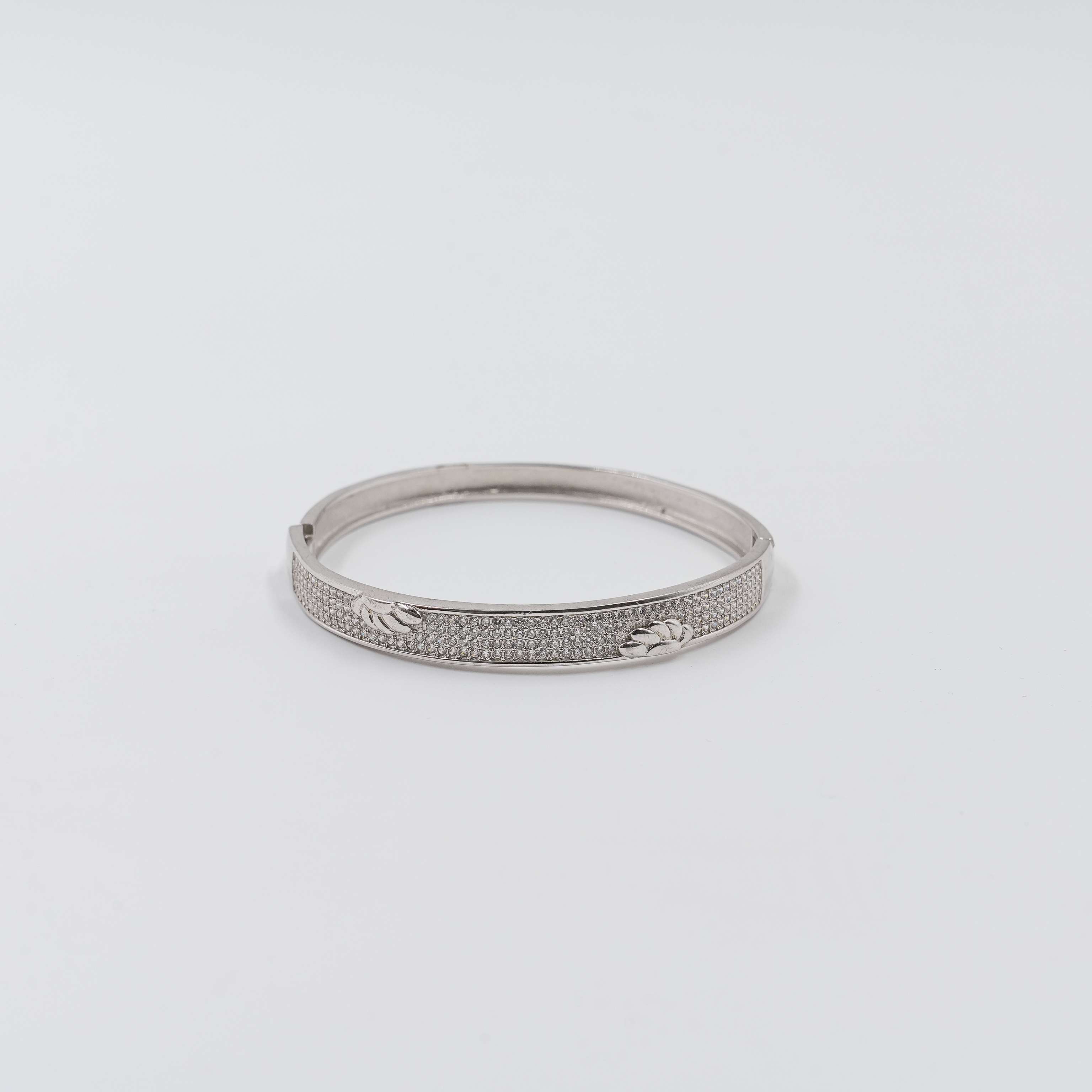 Ved Jewellers - Silver Cz Kada