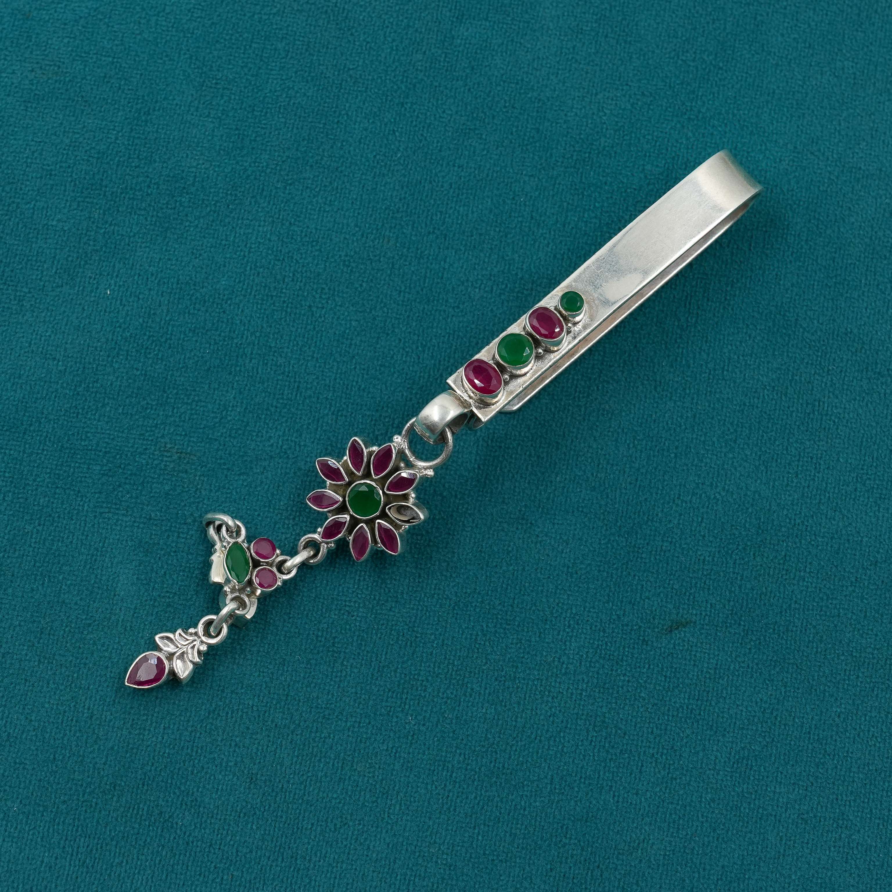 Ved Jewellers - Silver Flower Pendant