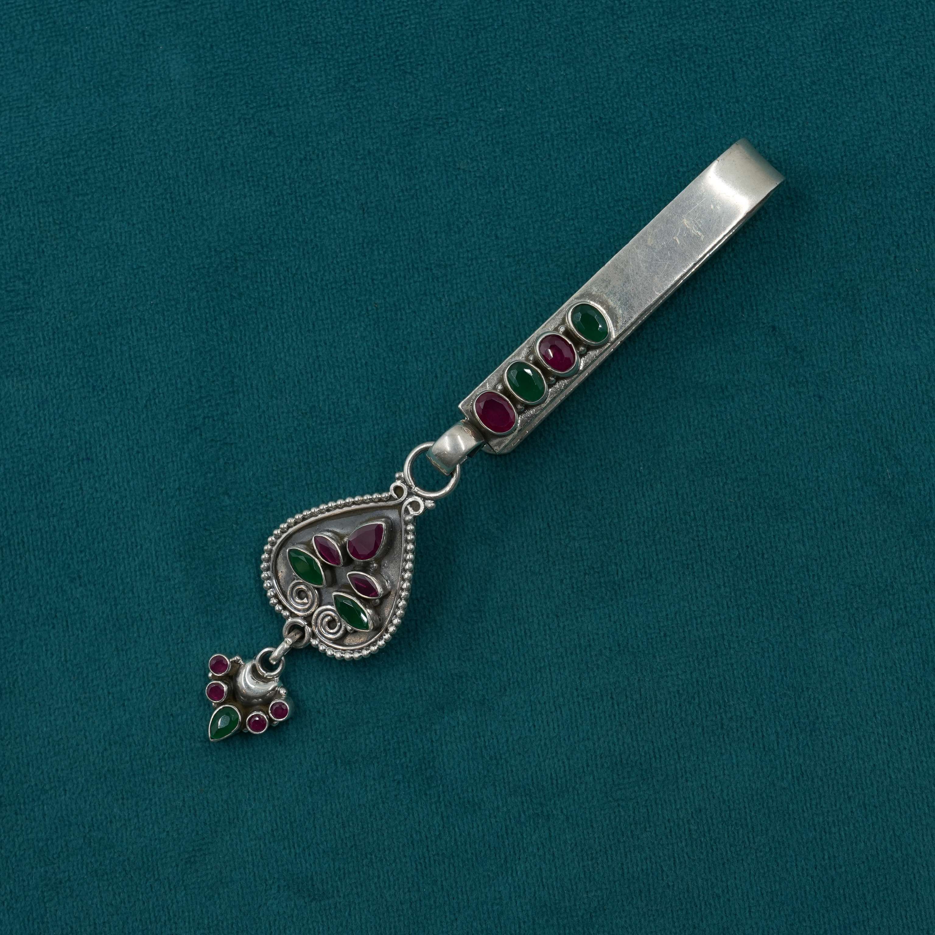 Ved Jewellers - Silver Leaf Pendant