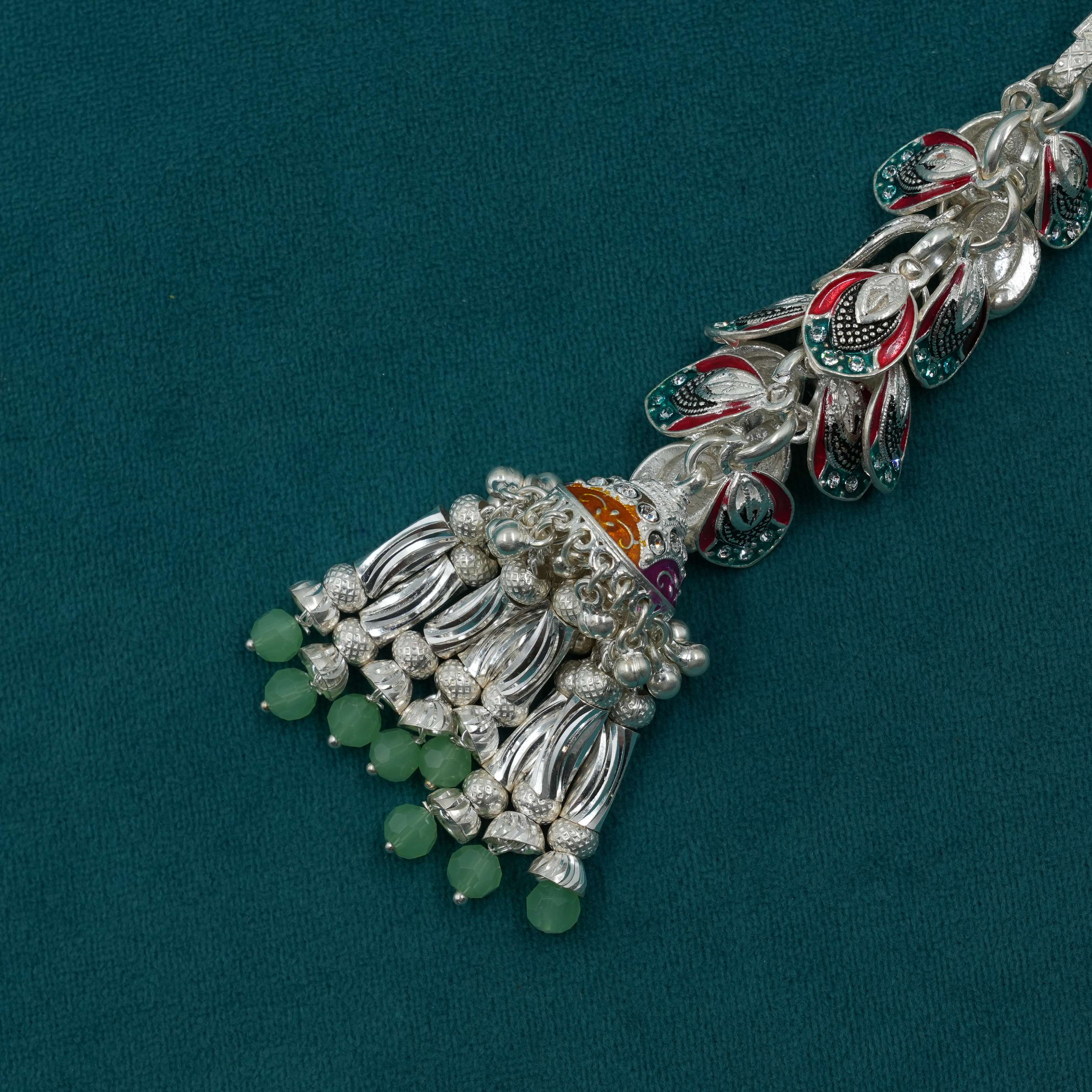 Ved Jewellers - Silver Green Beaded Keychain