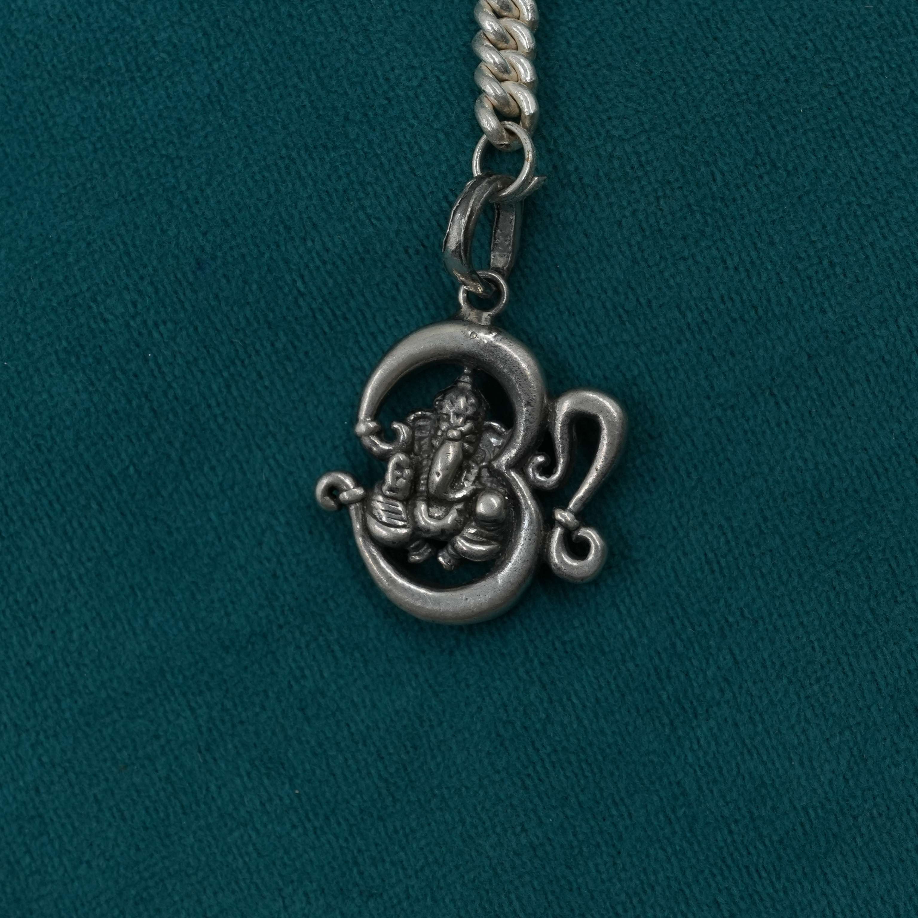 Silver Ganesha Keychain