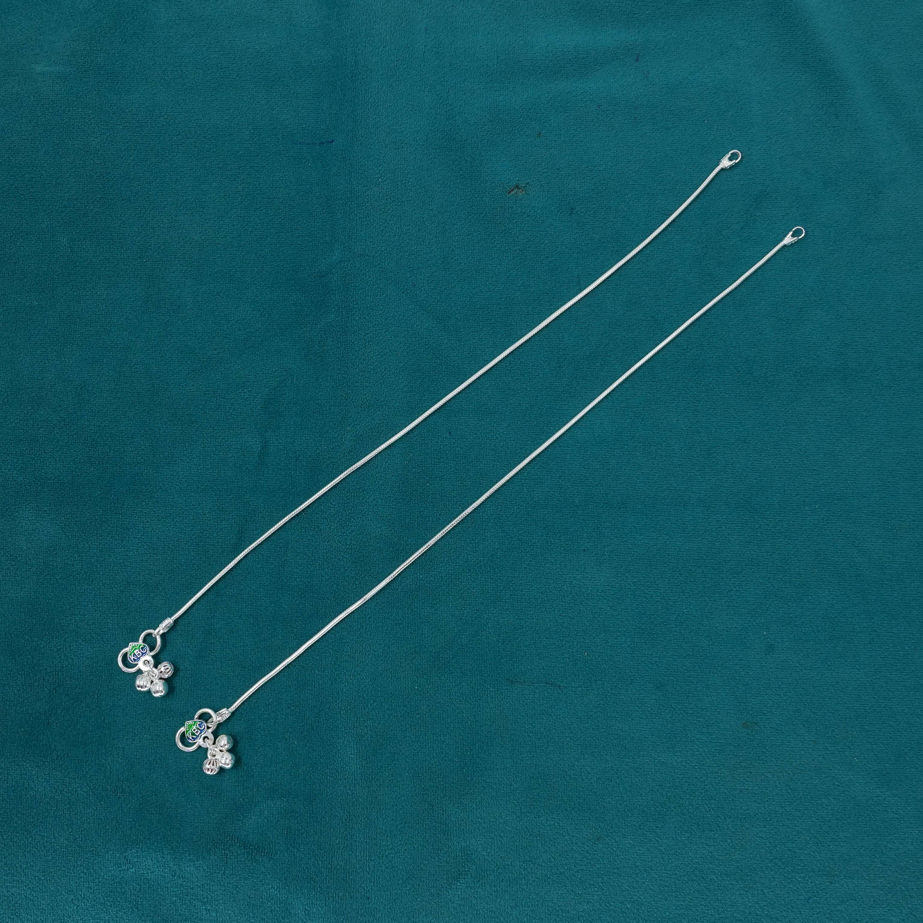 Ved Jewellers - Silver Flower Anklets