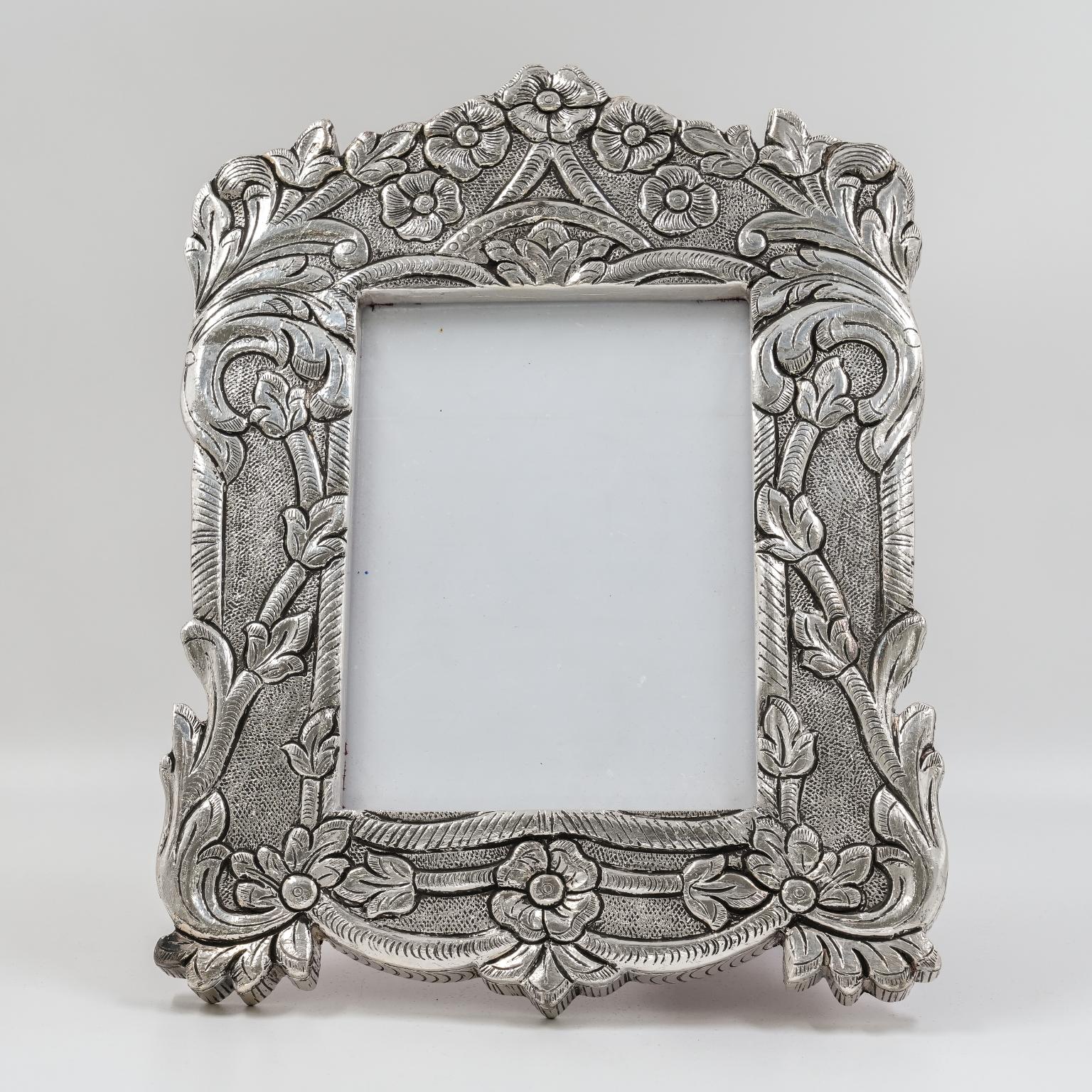Ved Jewellers - Silver Floral Frame