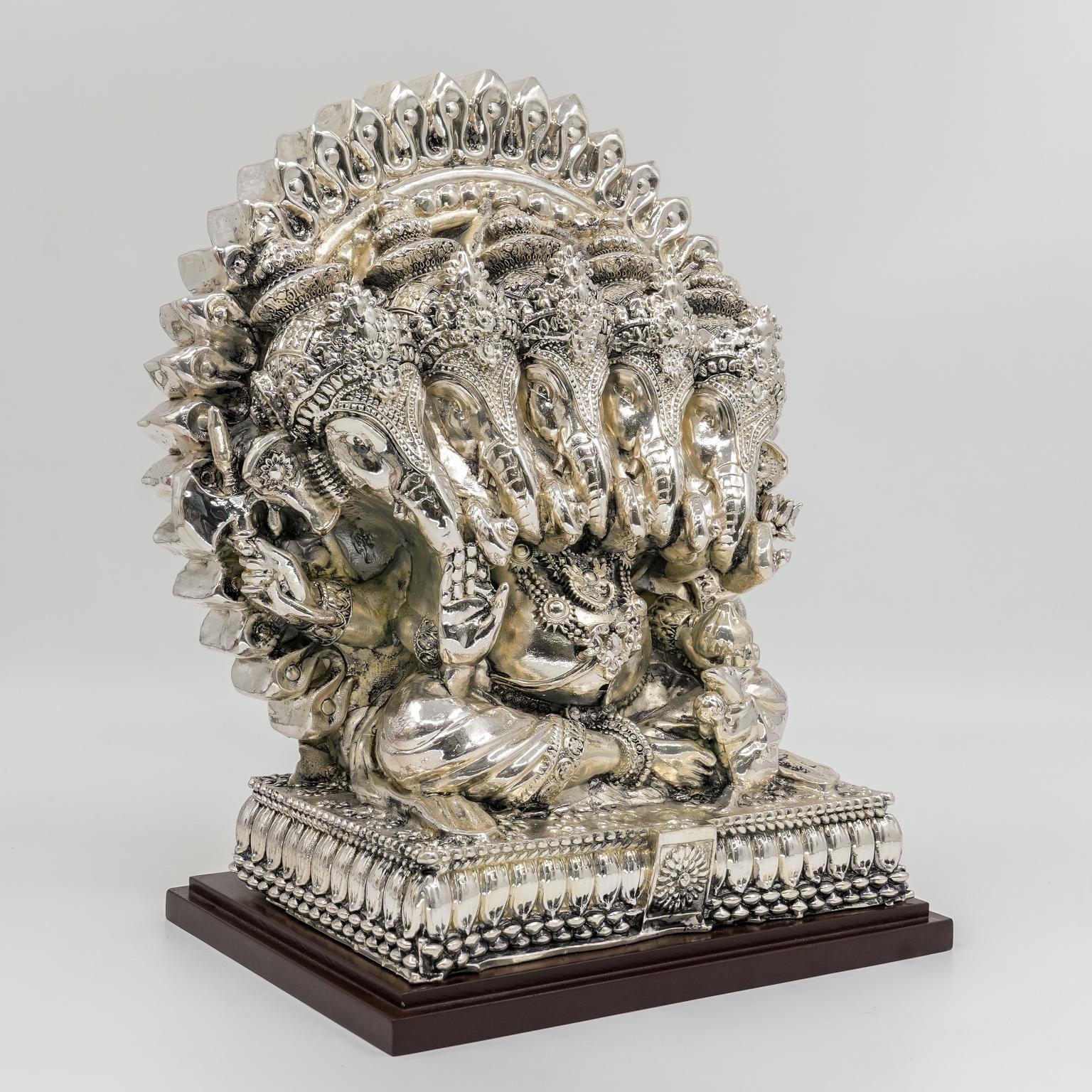 Ved Jewellers - Silver Ganesha Idol