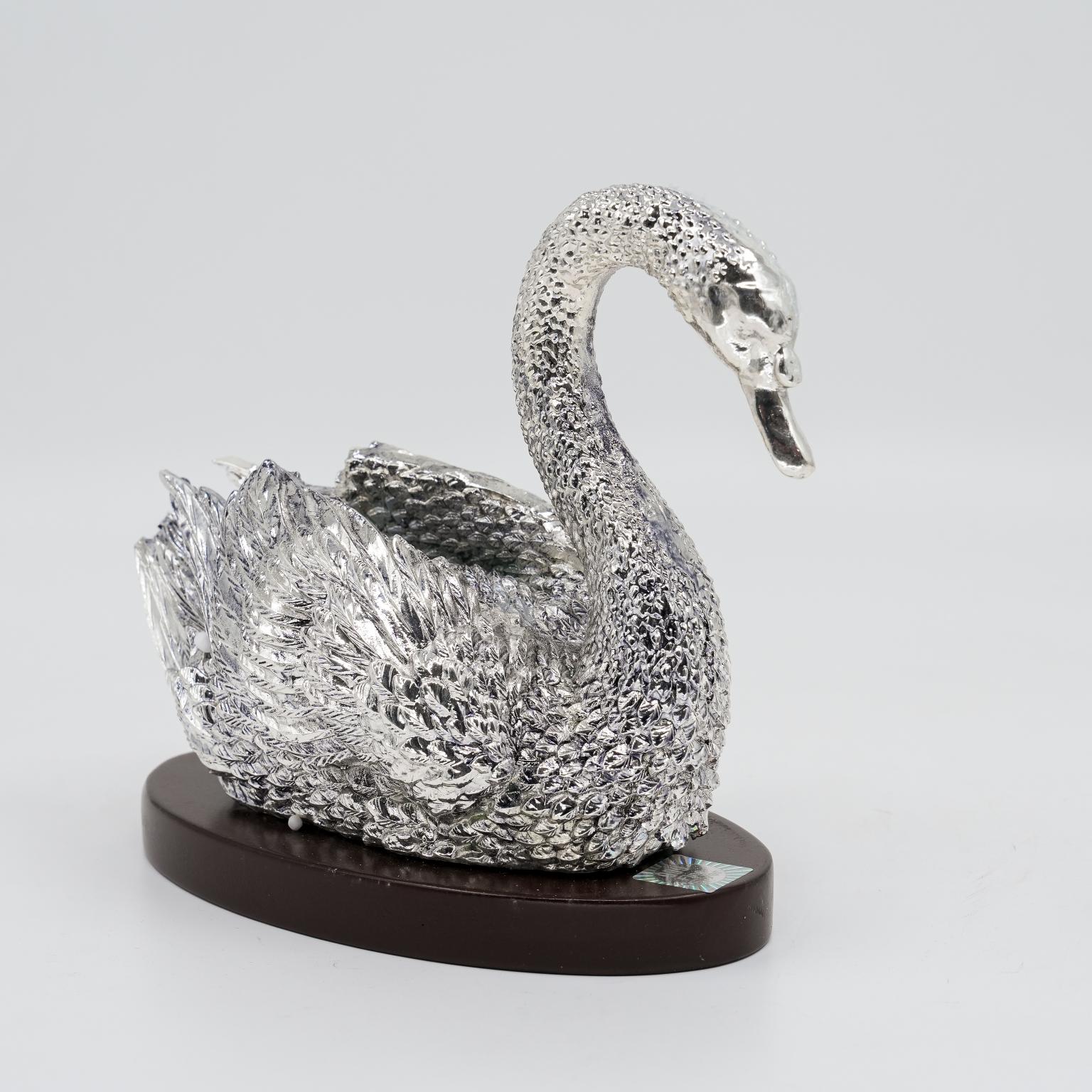 Ved Jewellers - Silver Swan Showpiece