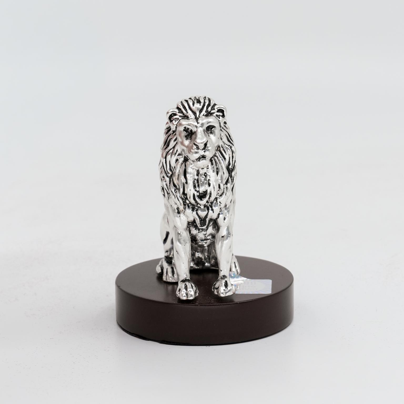 Ved Jewellers - Silver Lion Showpiece