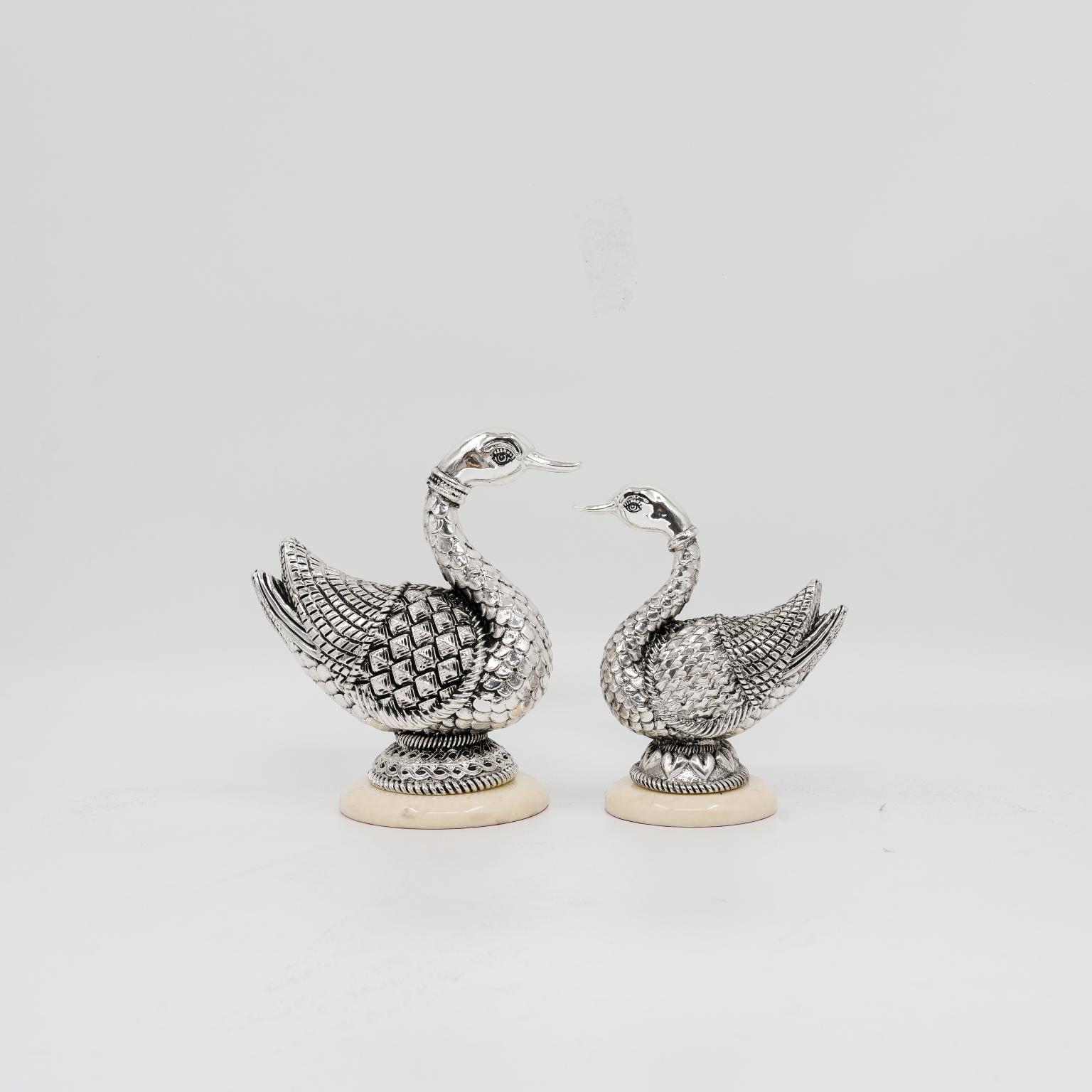 Ved Jewellers - Silver Swan Showpiece