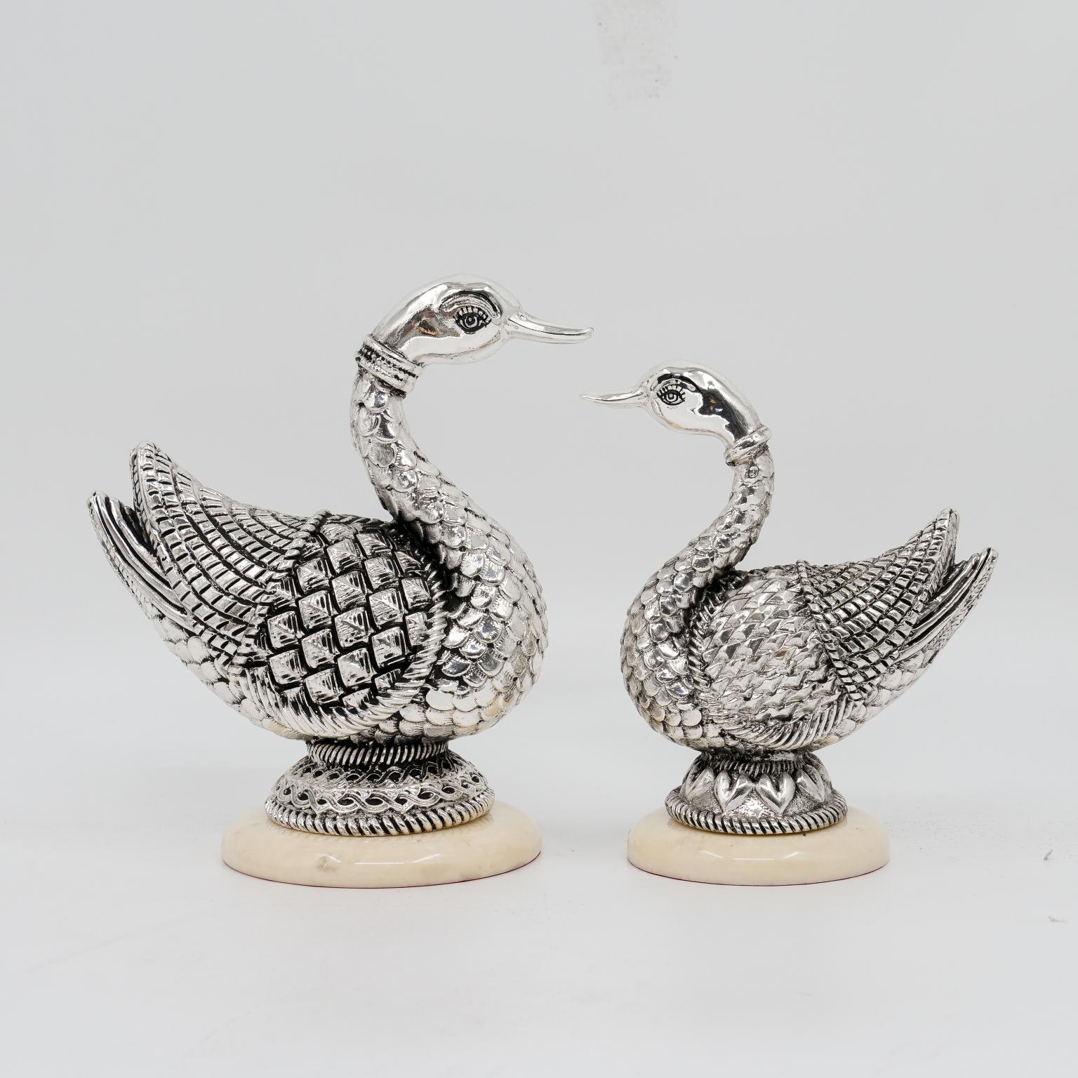 Ved Jewellers - Silver Swan Showpiece