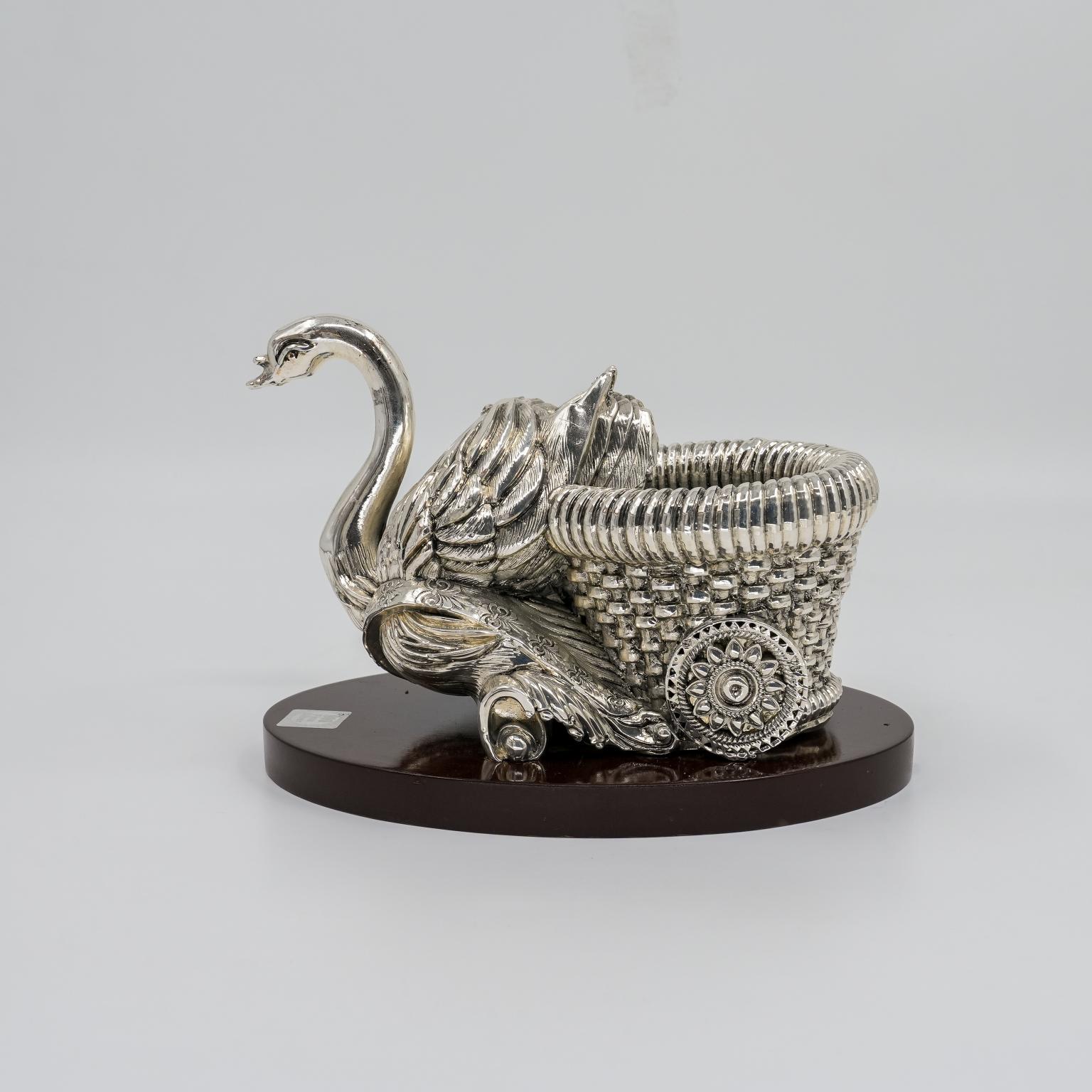 Ved Jewellers - Silver Swan Showpiece