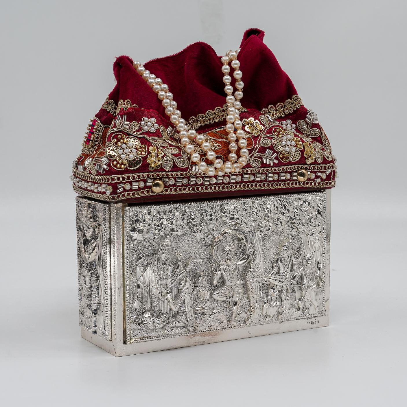 Ved Jewellers - Silver Embossed Dryfruit Box