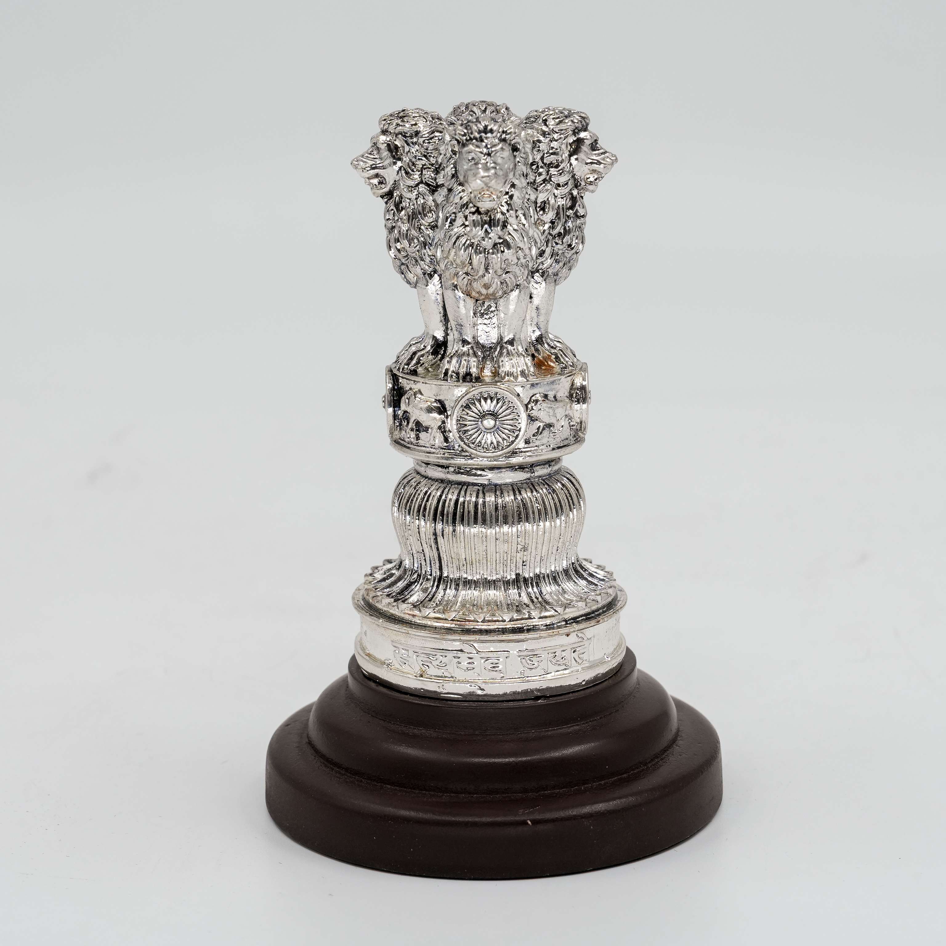Ved Jewellers - Silver Lion Standee