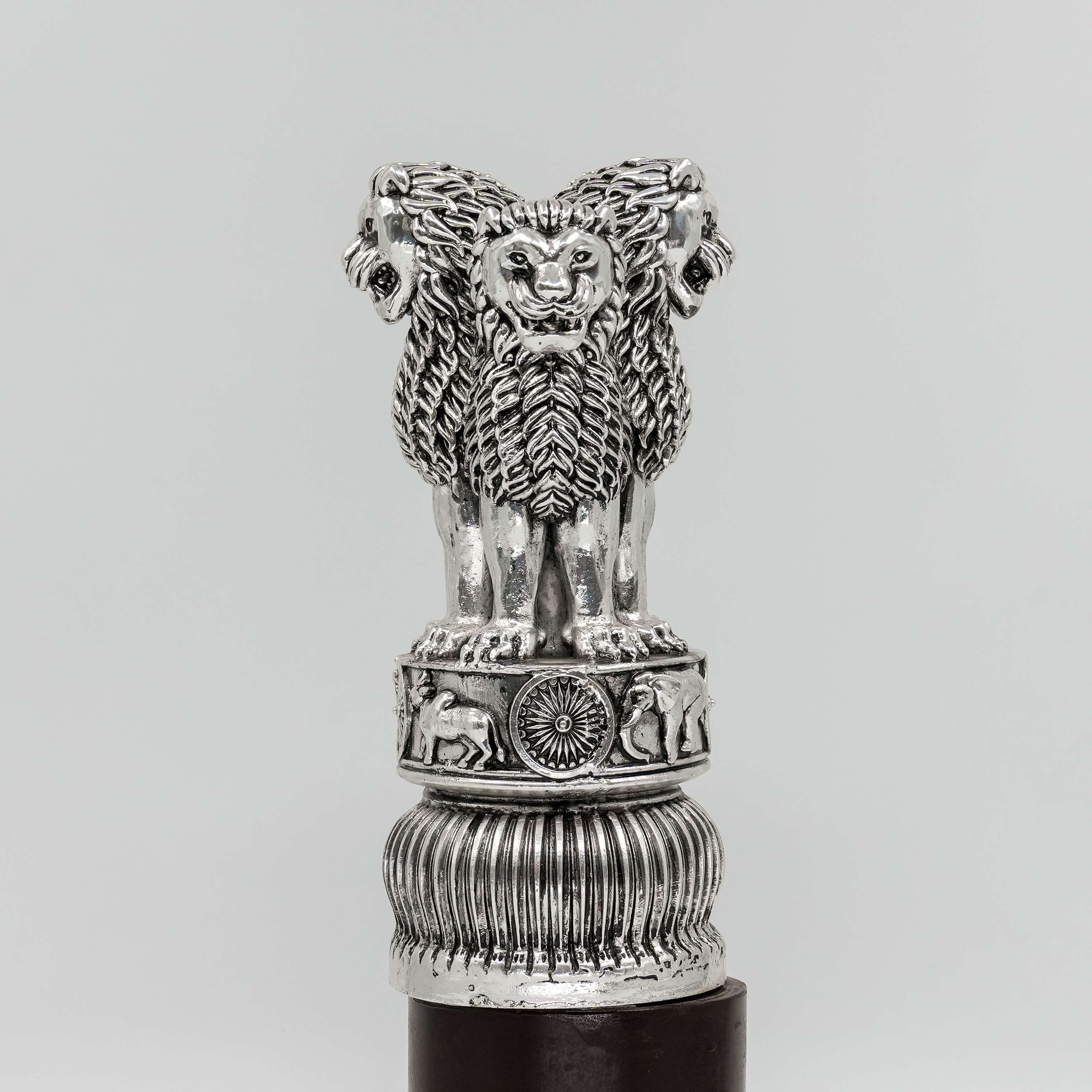 Ved Jewellers - Silver Lion Standee