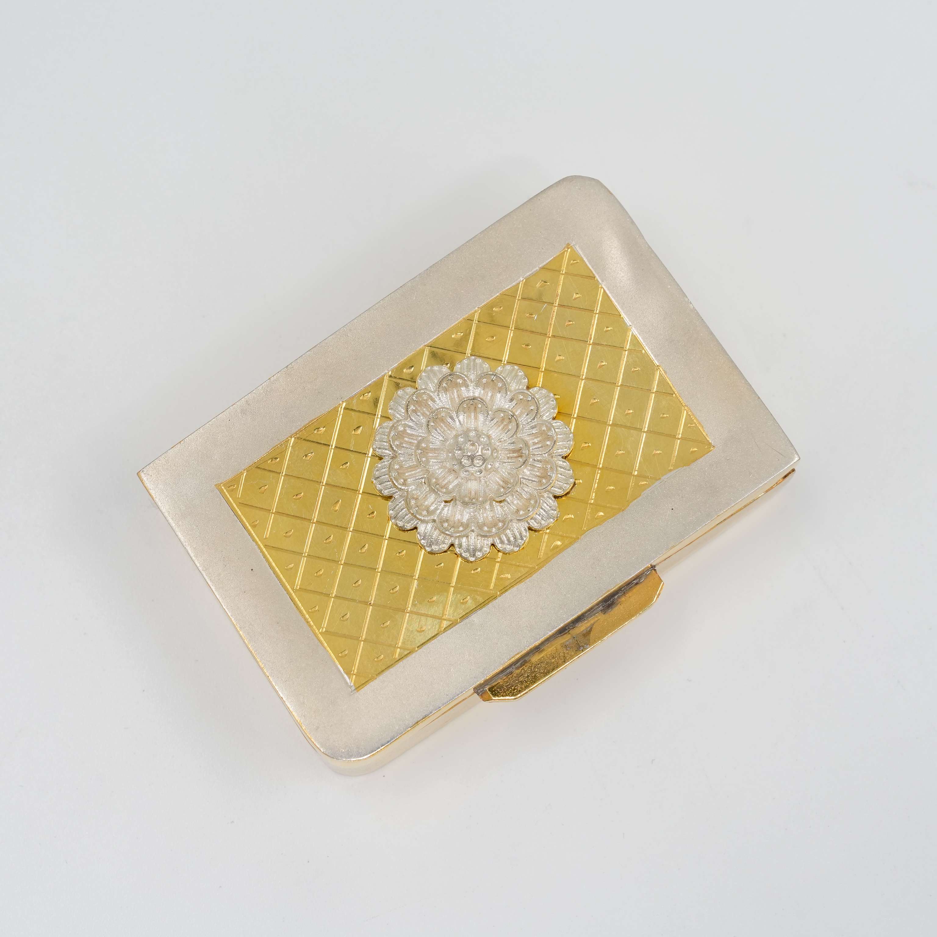 Ved Jewellers - Silver Flower Purses