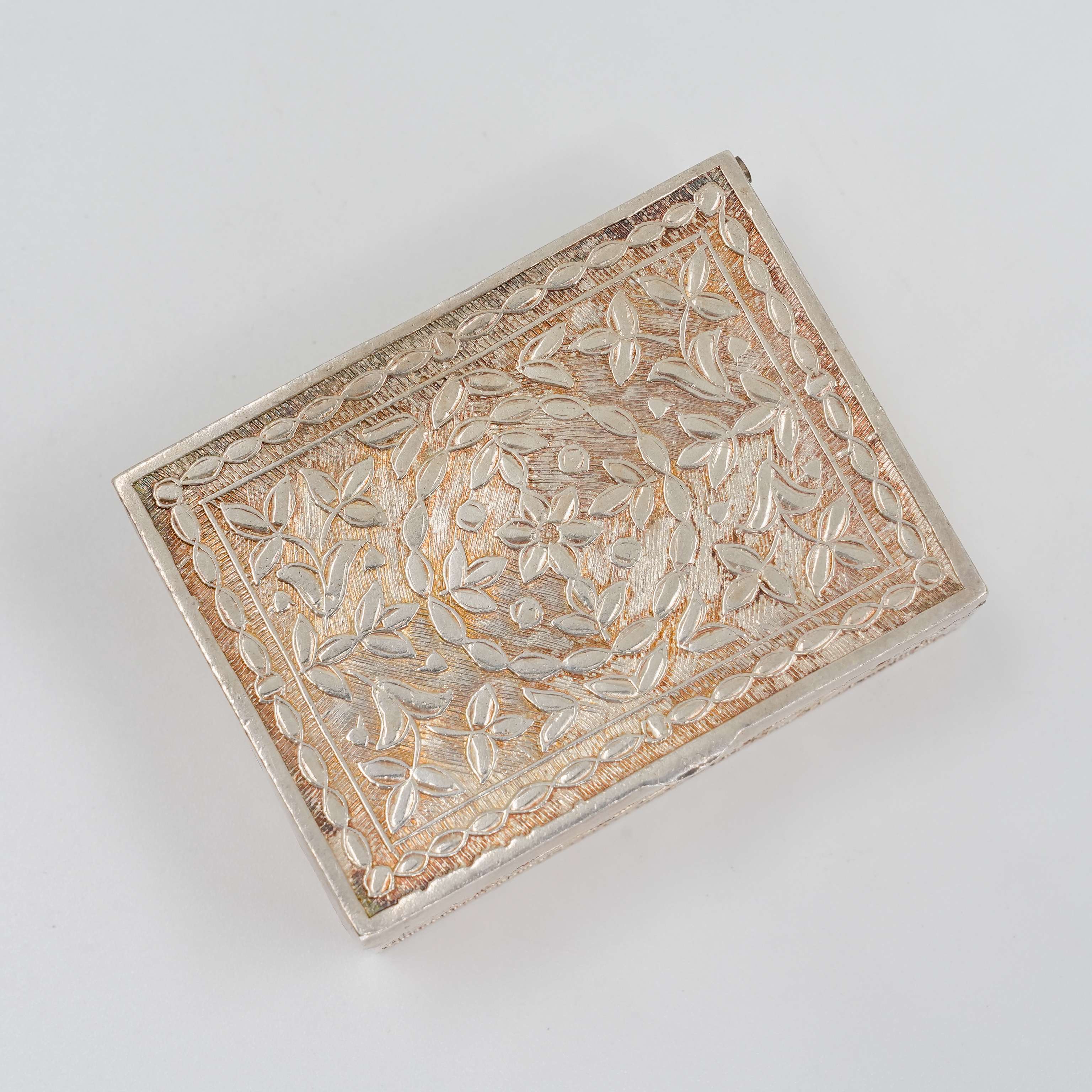 Ved Jewellers - Silver Dryfruit Box