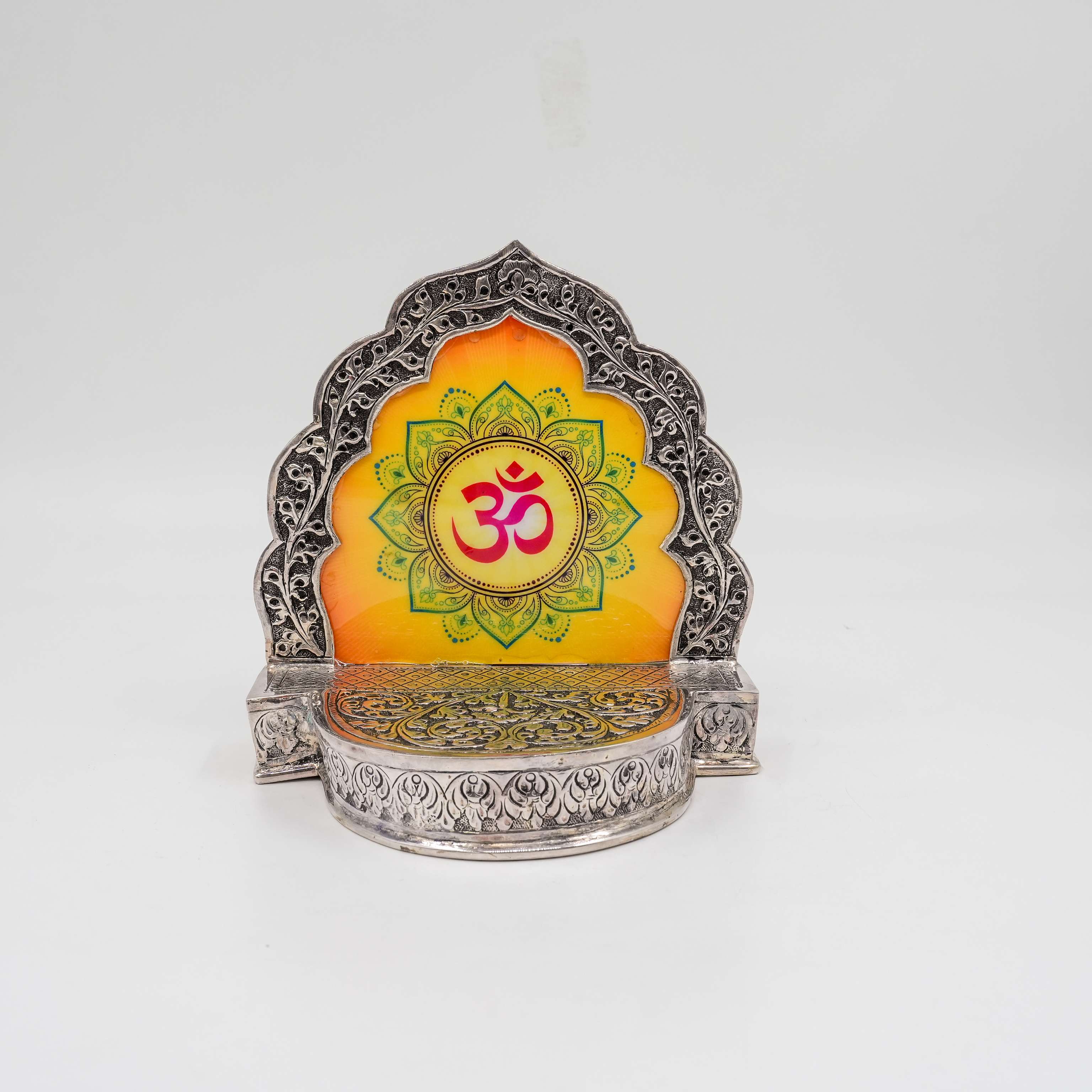 Ved Jewellers - Om Showpiece Stand