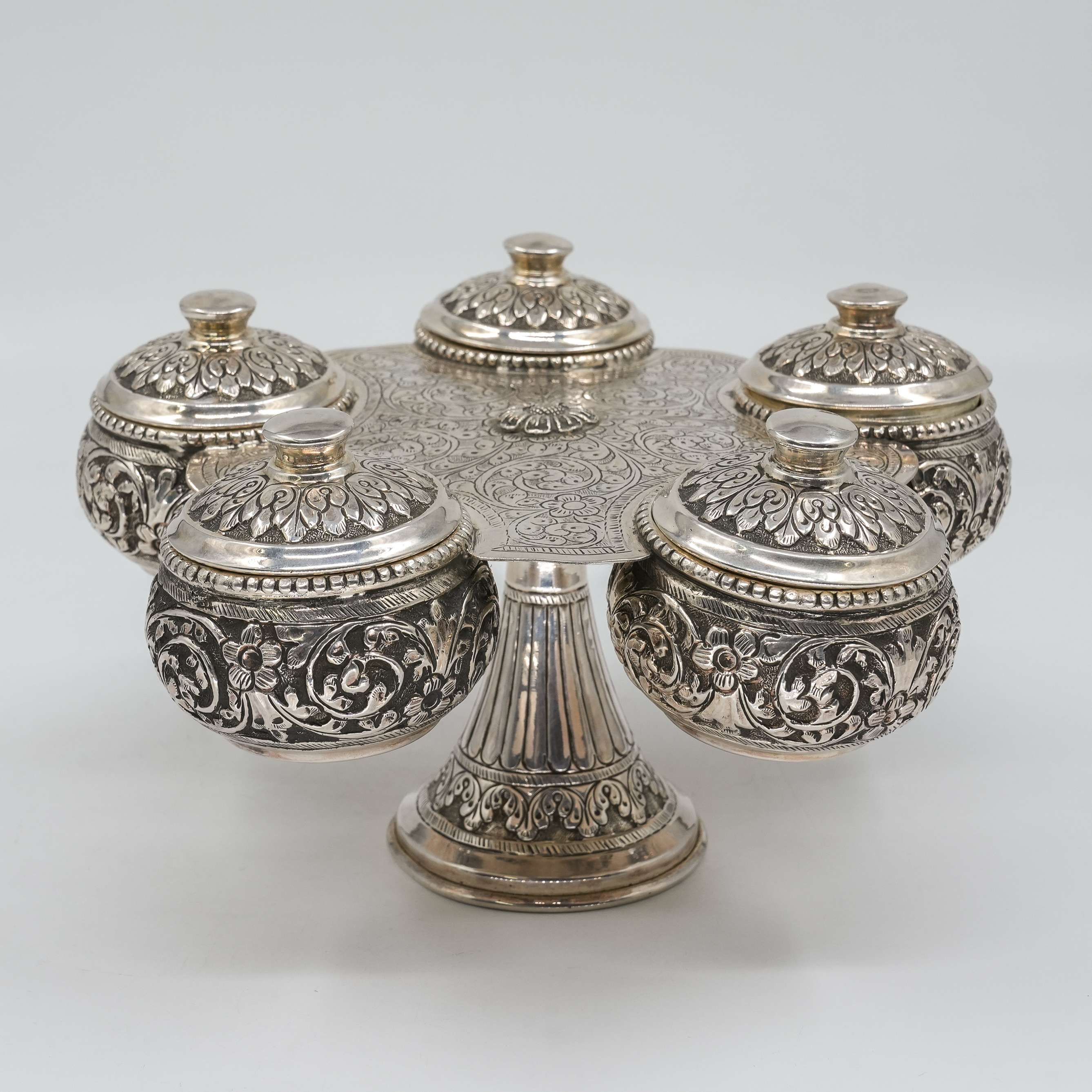 Ved Jewellers - Silver Pooja Stand