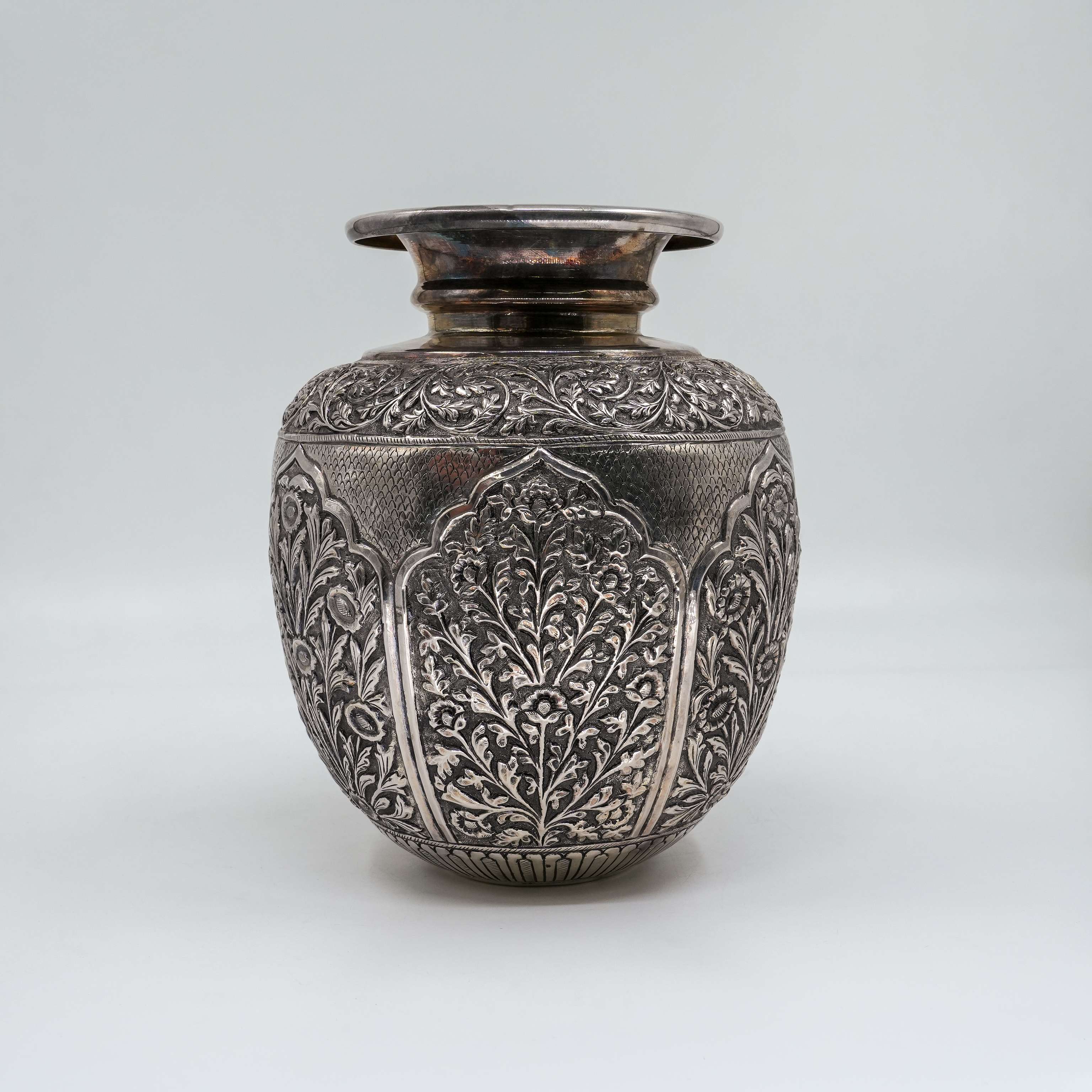 Ved Jewellers - Silver Floral Vase