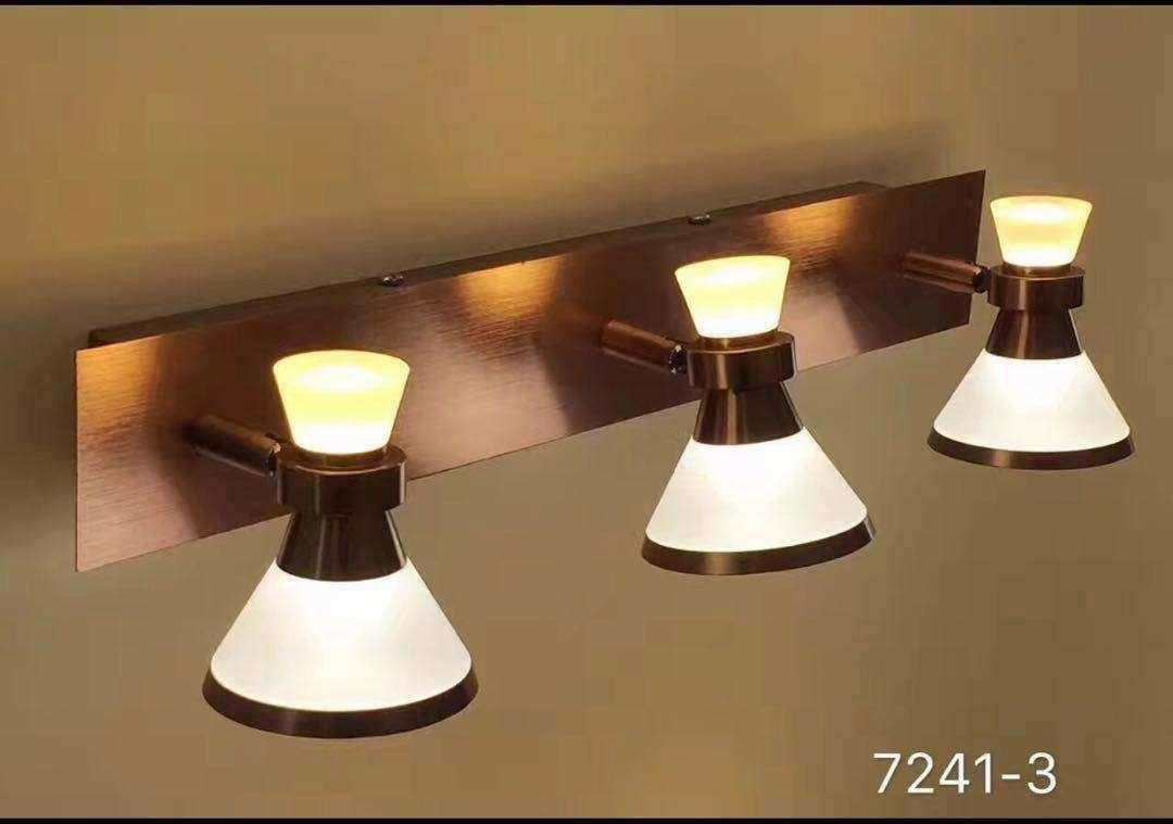 Beyond Lights - wall lights 302