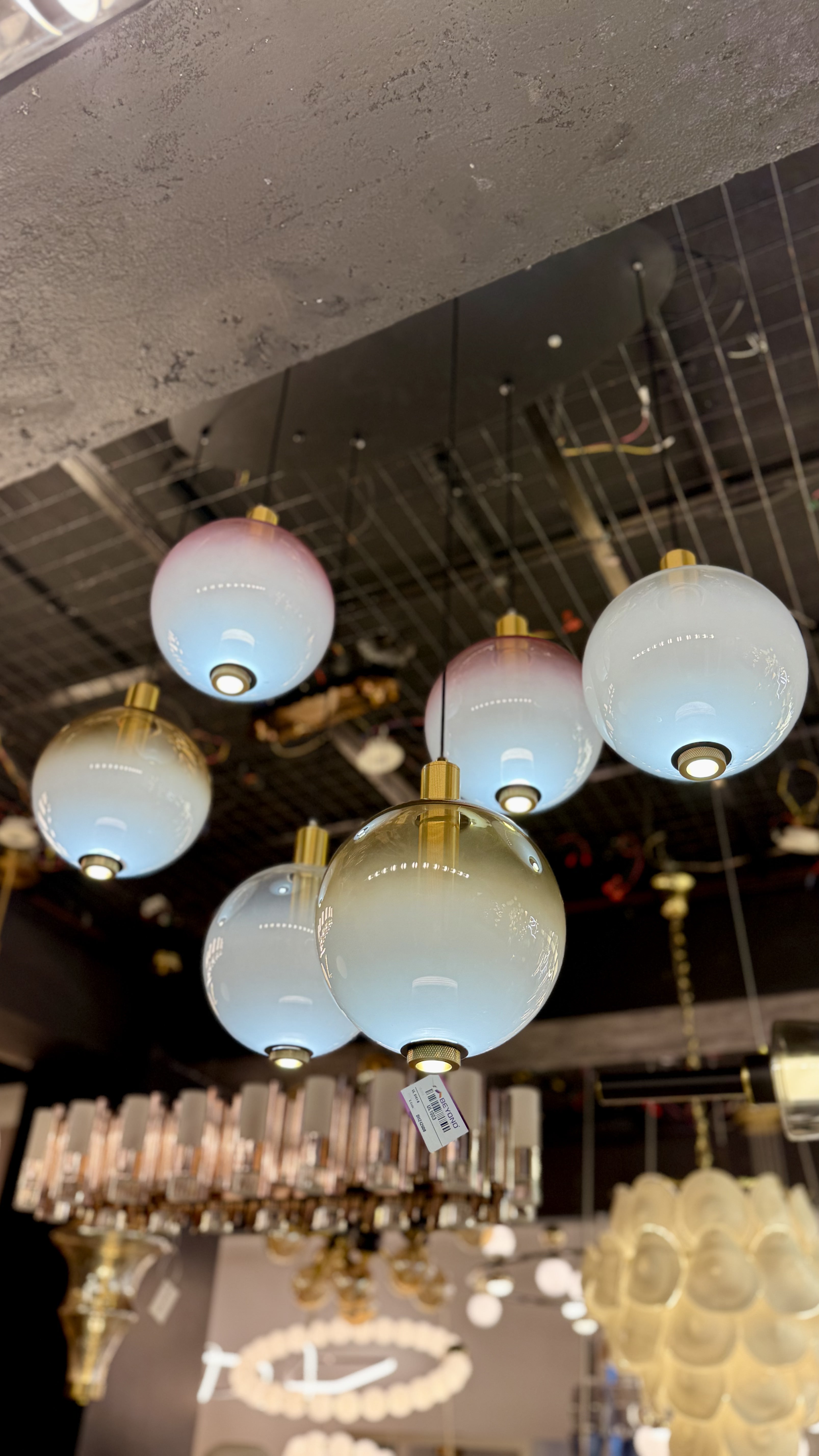 Beyond Lights - Gradient Glass Globe Cluster