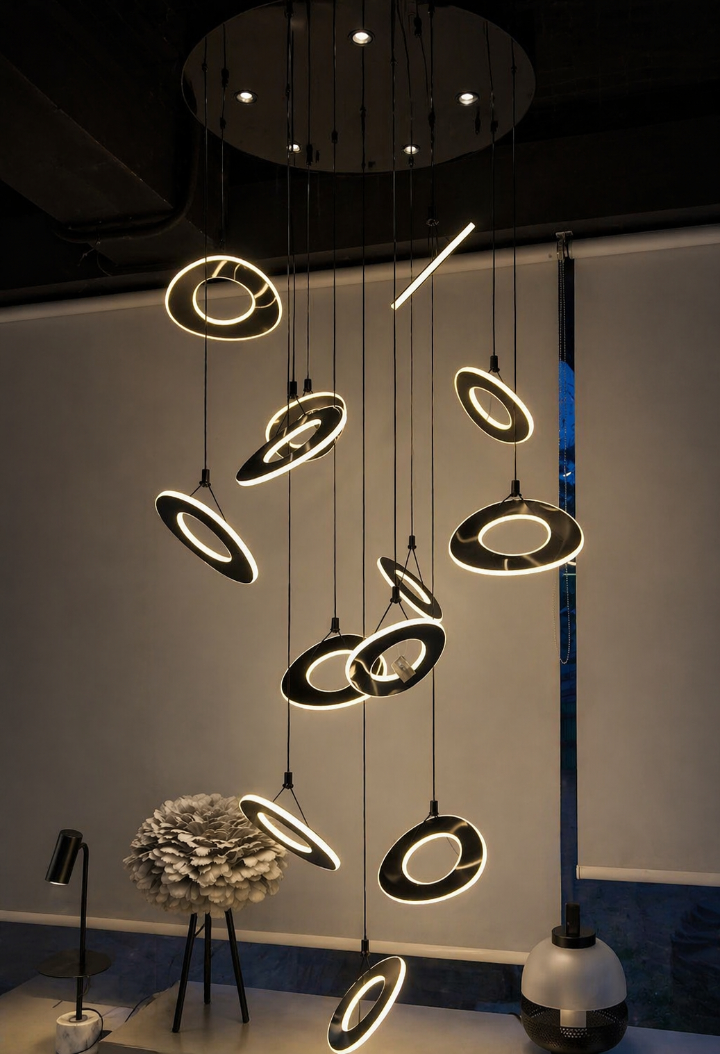 Beyond Lights - Ring Pendant Light