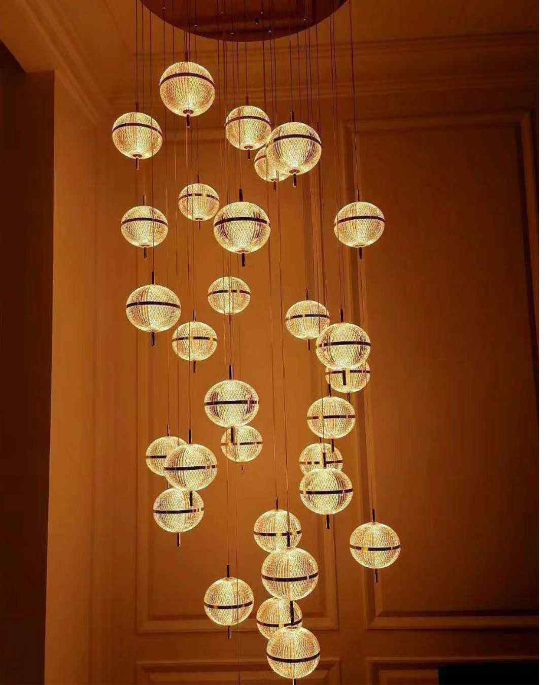 Beyond Lights - Sphere Chandelier Lighting