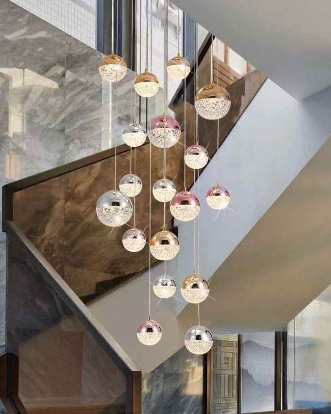 Beyond Lights - Sphere Chandelier Light