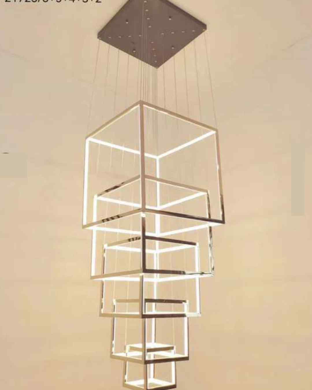 Beyond Lights - Cube Chandelier Lighting