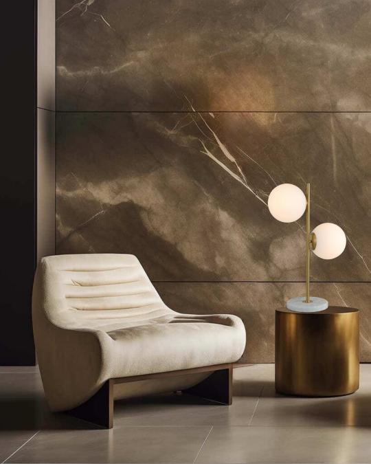 Beyond Lights - Globe Table Lamp