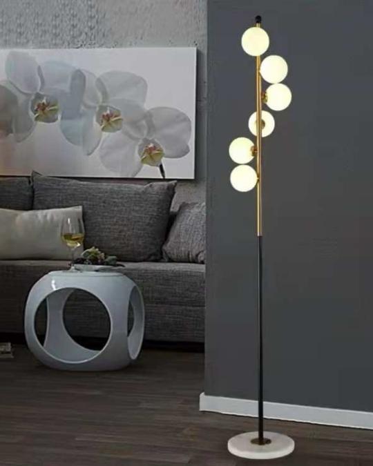 Beyond Lights - Orb Floor Lamp