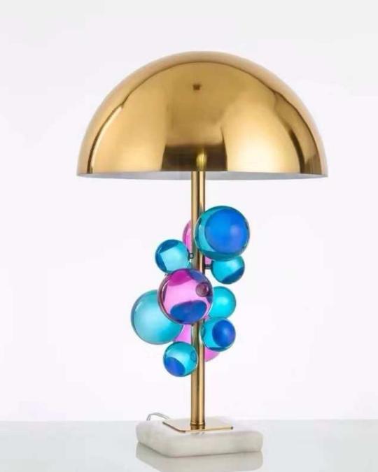 Beyond Lights - Bubble Table Lamp