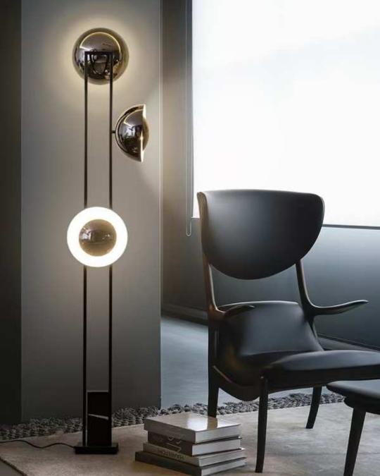 Beyond Lights - Sphere Floor Lamp