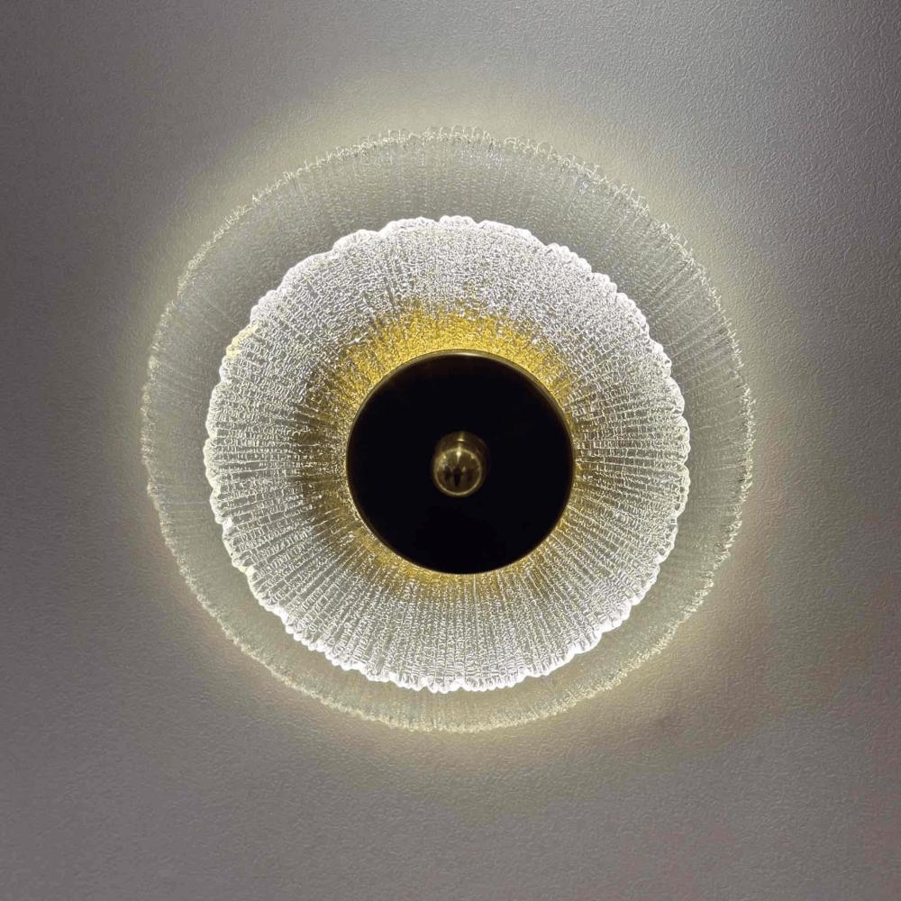 Beyond Lights - Lumvia Max