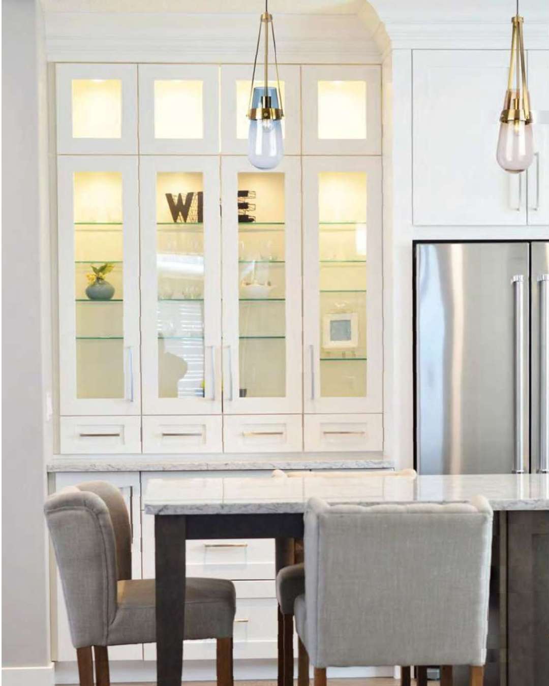 Beyond Lights - Glass Pendant Light