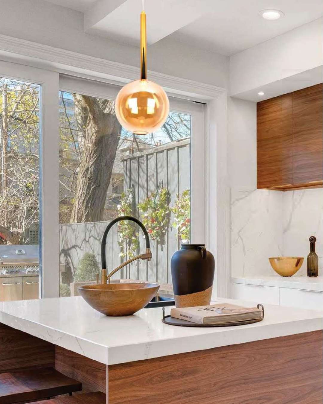 Beyond Lights - Amber Glass Pendant