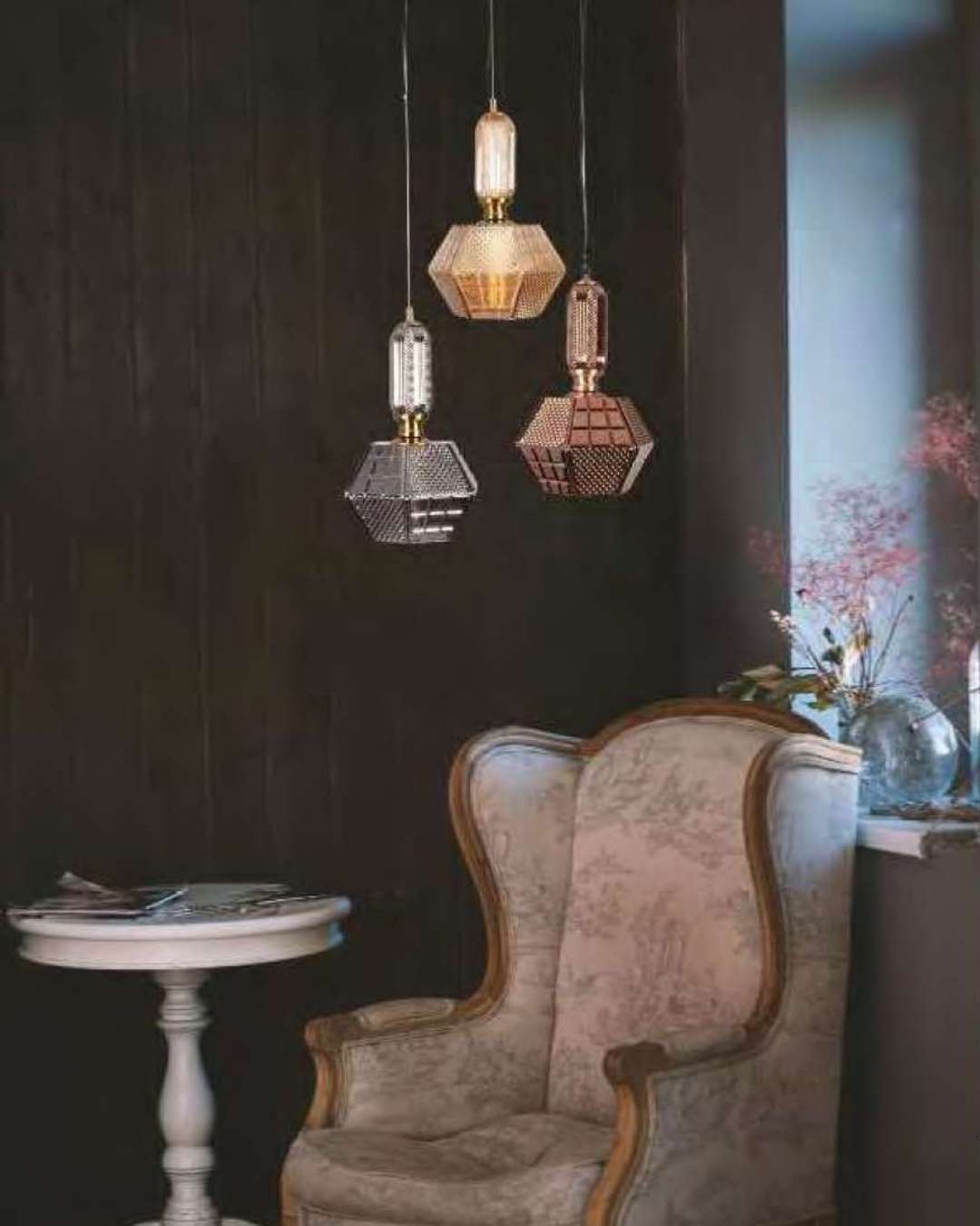 Beyond Lights - Glass Pendant Light