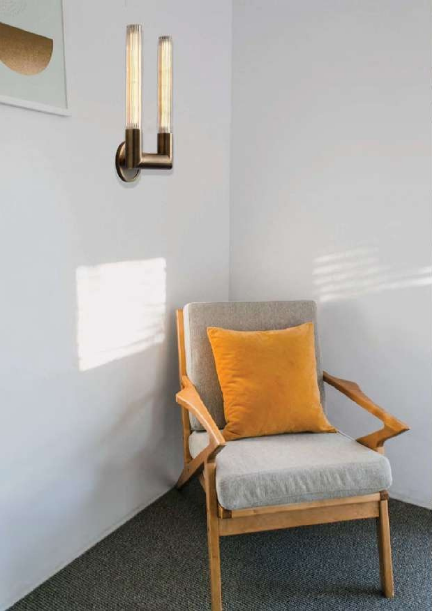 Beyond Lights - Brass Wall Light