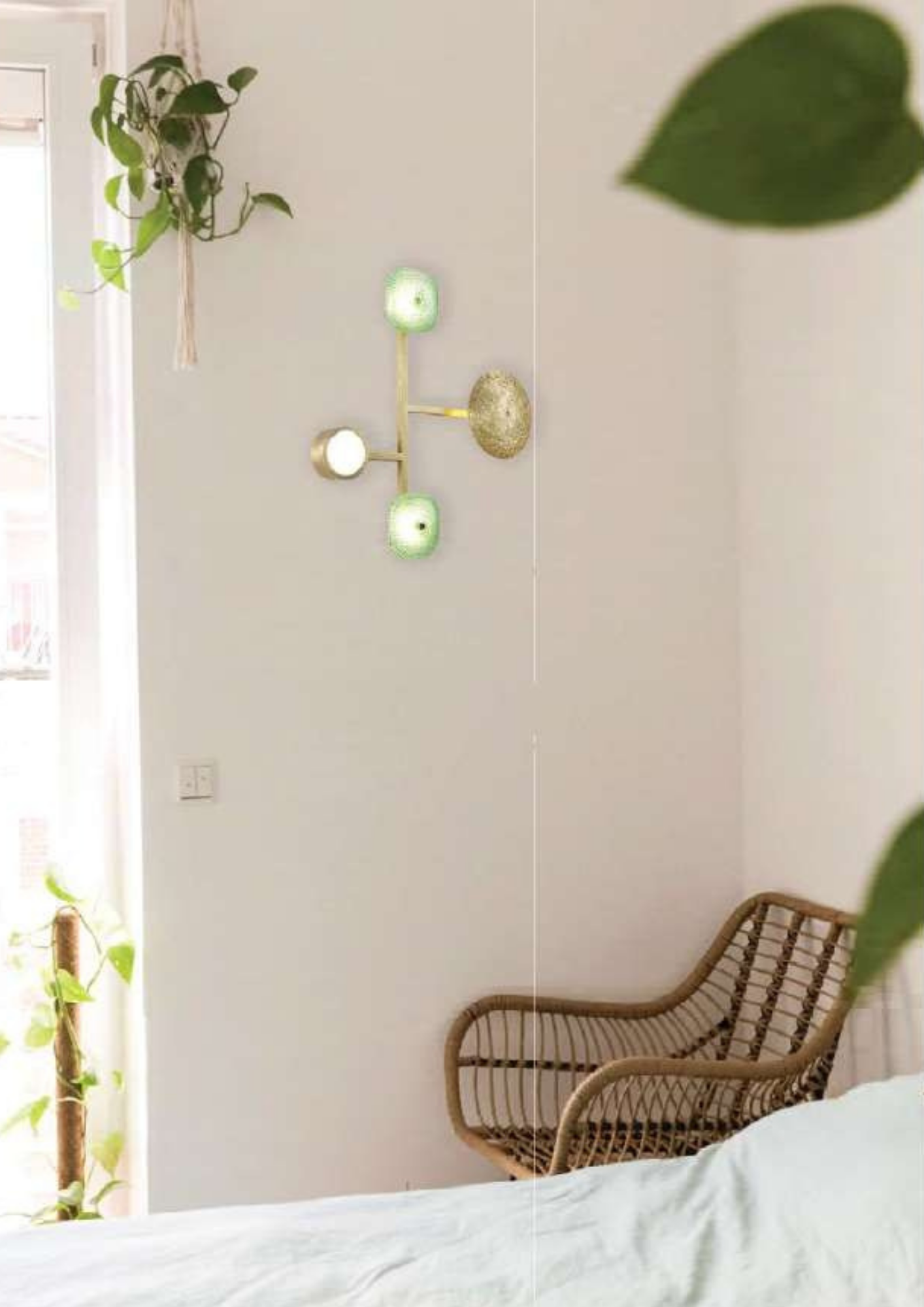 Beyond Lights - Modern Wall Light