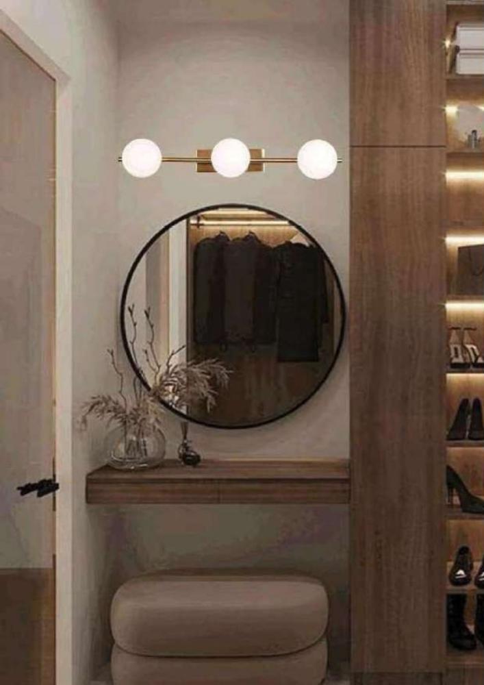 Beyond Lights - Globe Wall Light