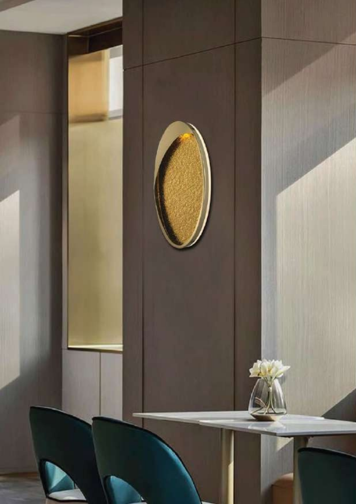 Beyond Lights - Oval Wall Light