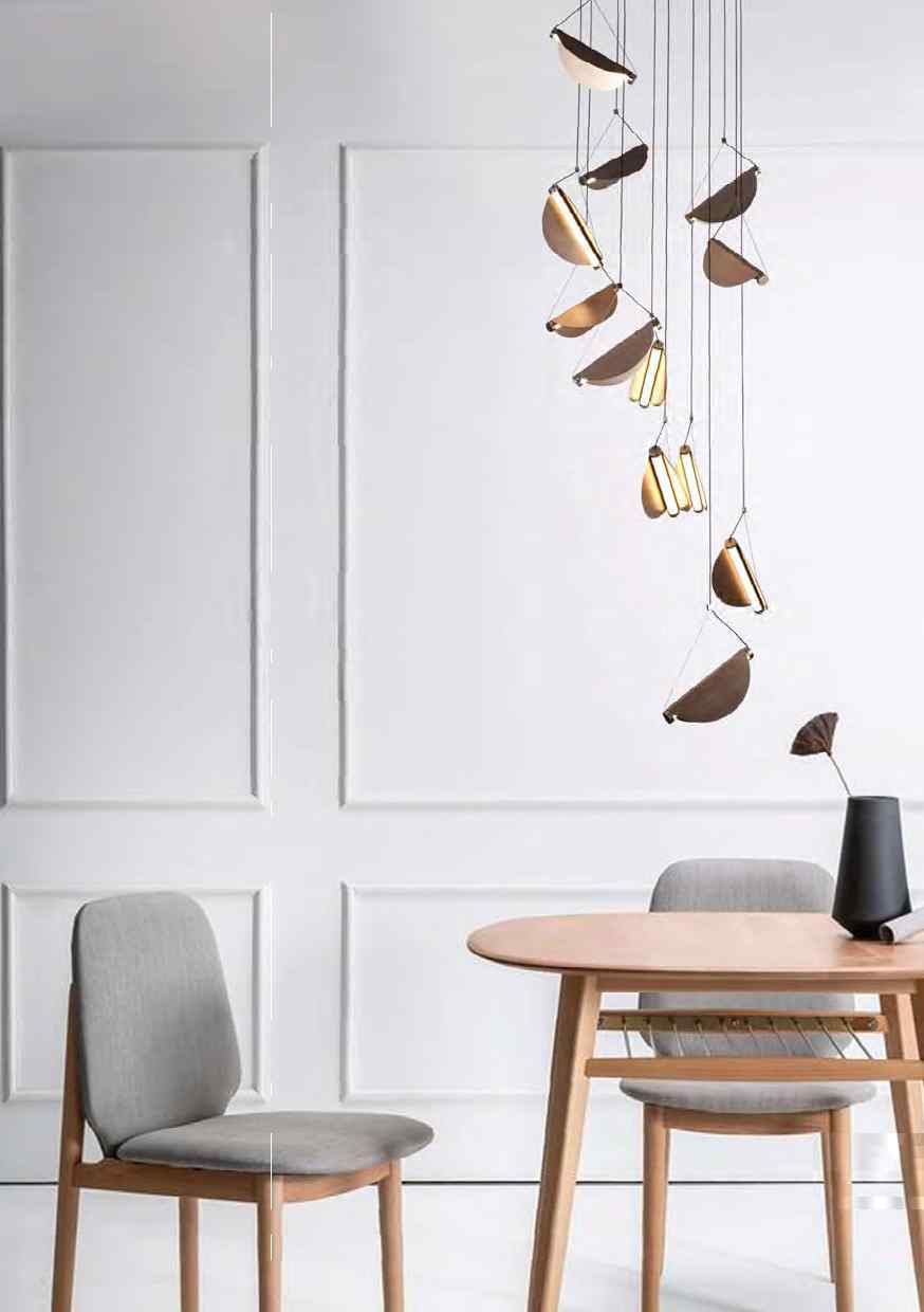 Beyond Lights - Leaf Chandelier Light