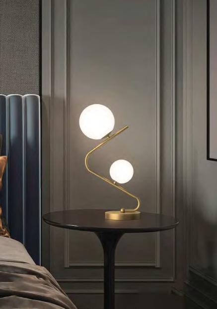 Beyond Lights - Brass Globe Lamp