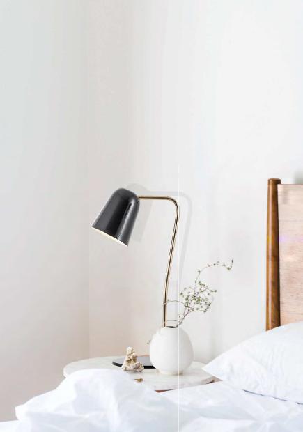 Beyond Lights - Black Table Lamp